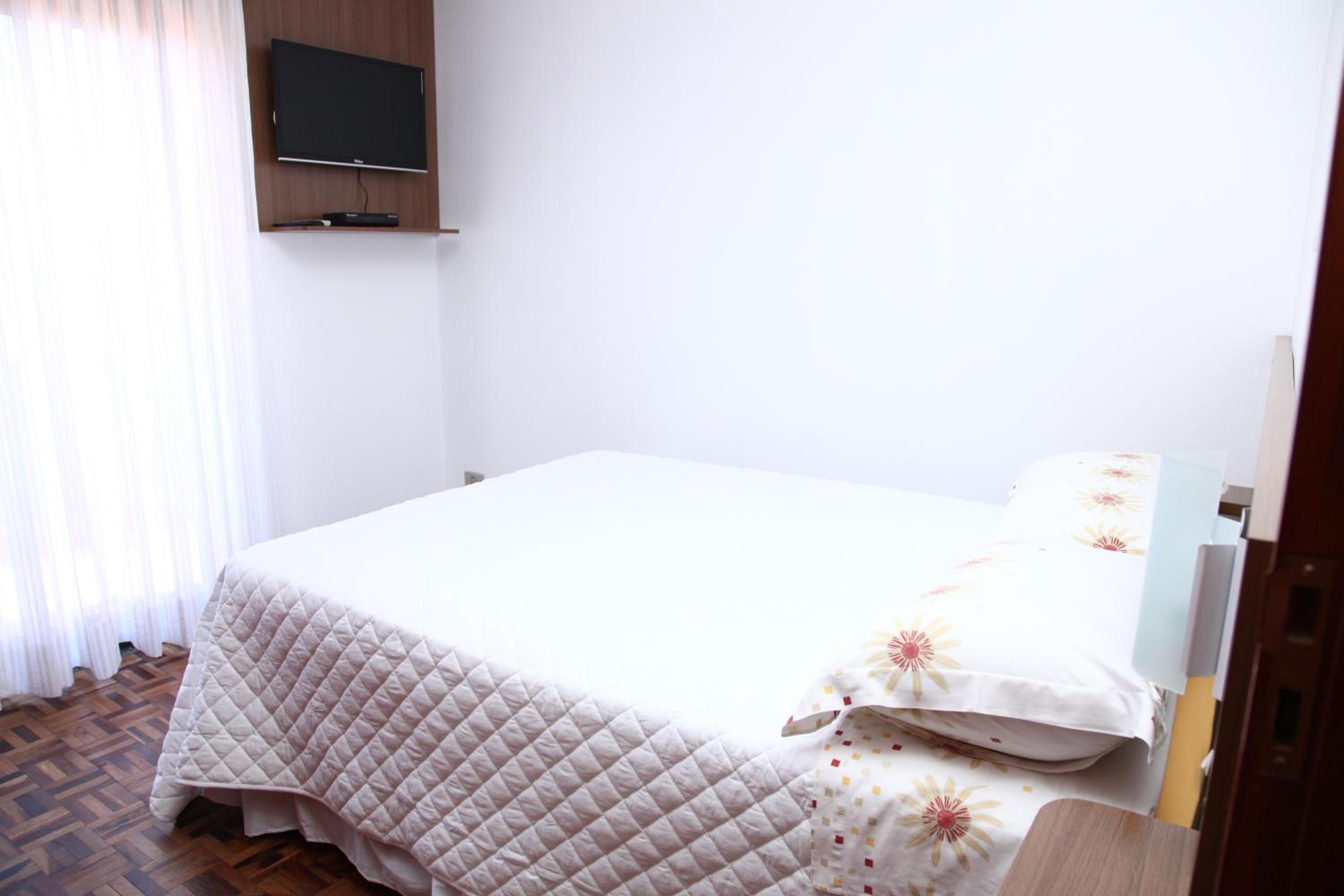 Hospedaria Gãstehaus Enzian