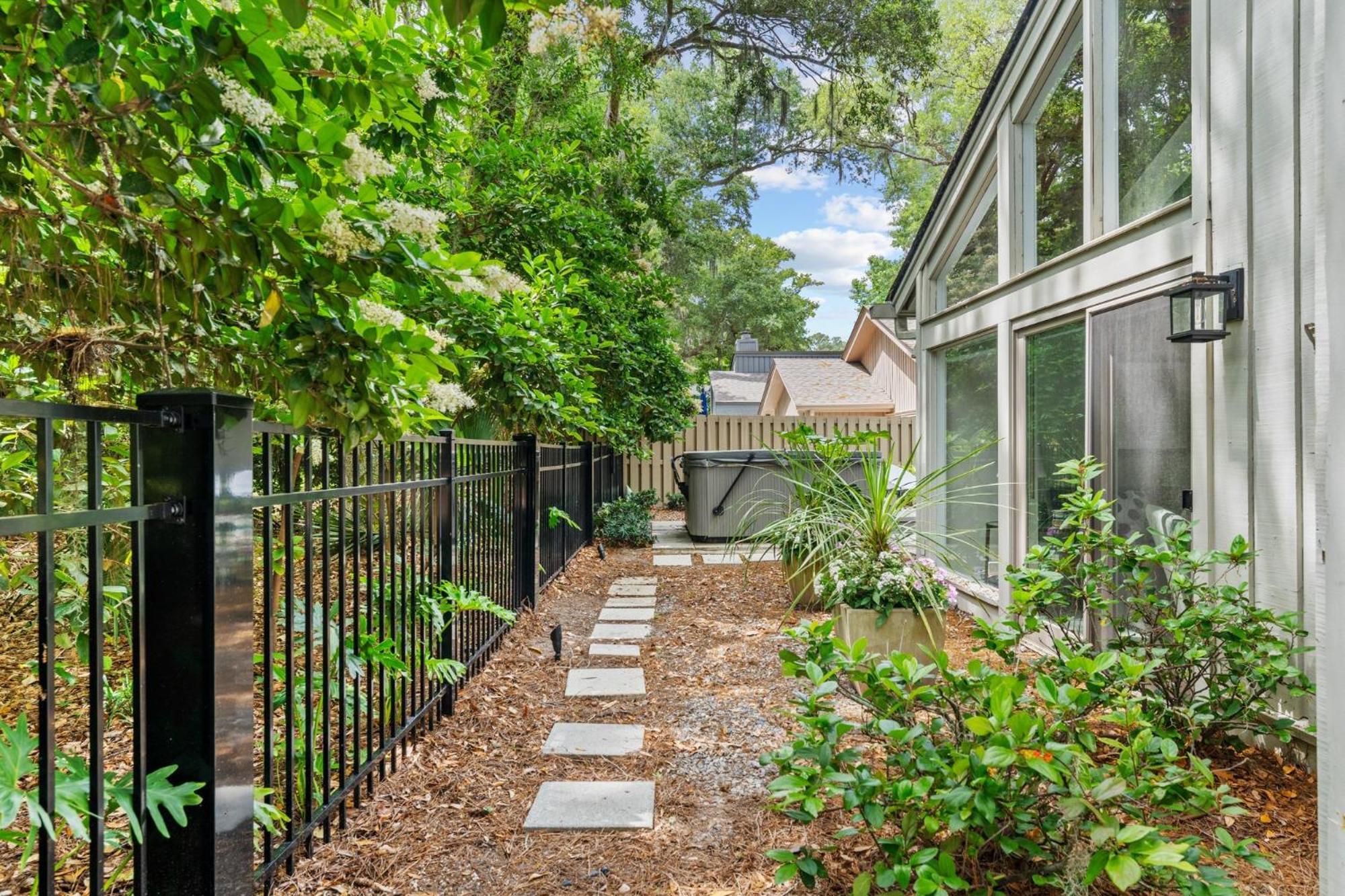 Barefoot Bungalow
