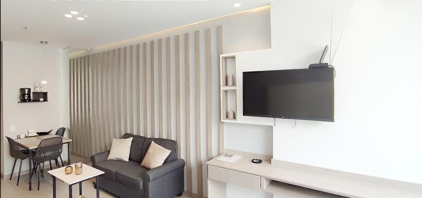 Acqualina Apartments and Spa