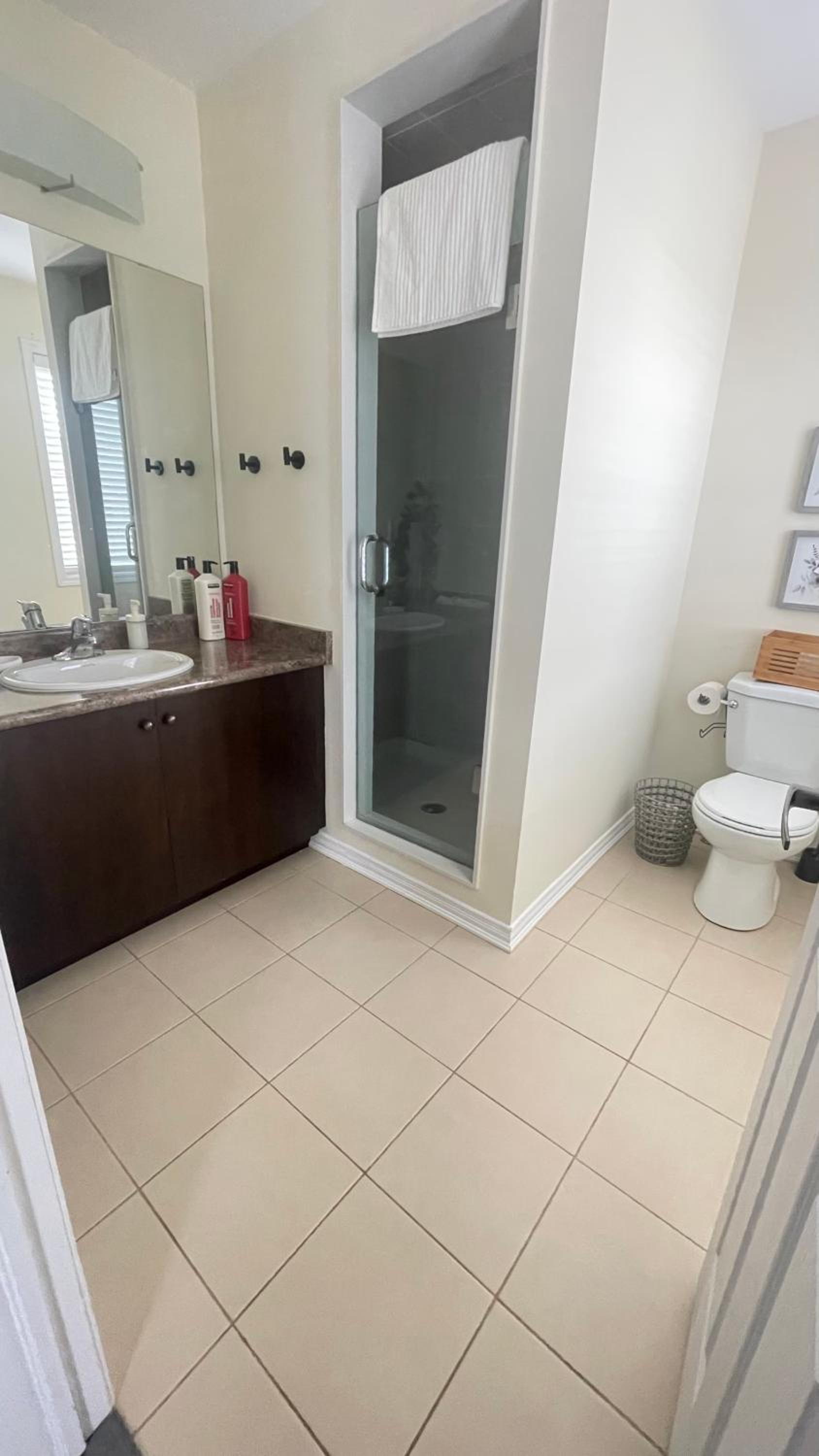 Entire Home in Caledonia 1 king Bed 2 Full Bed