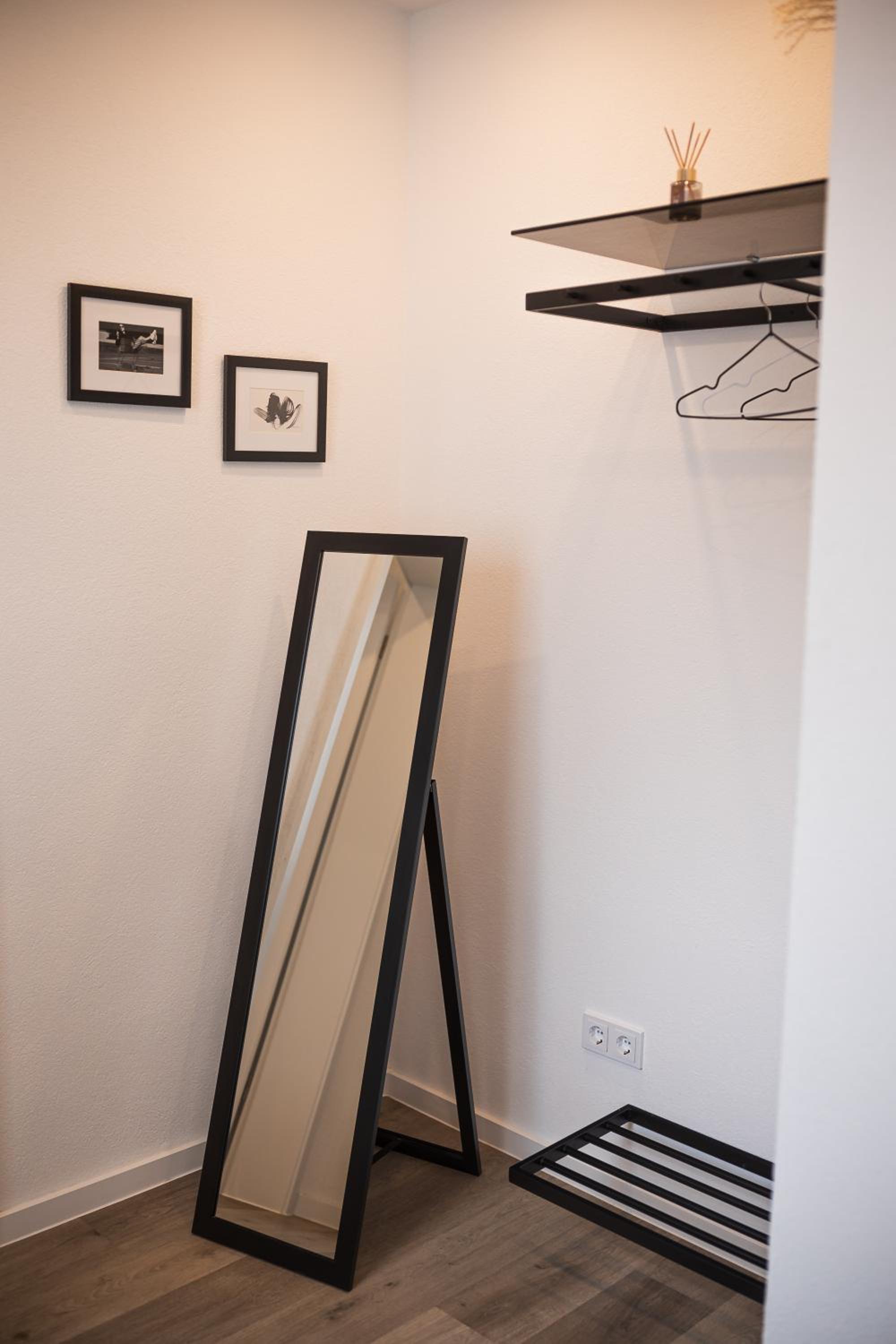 MODERNHOUSE KO26