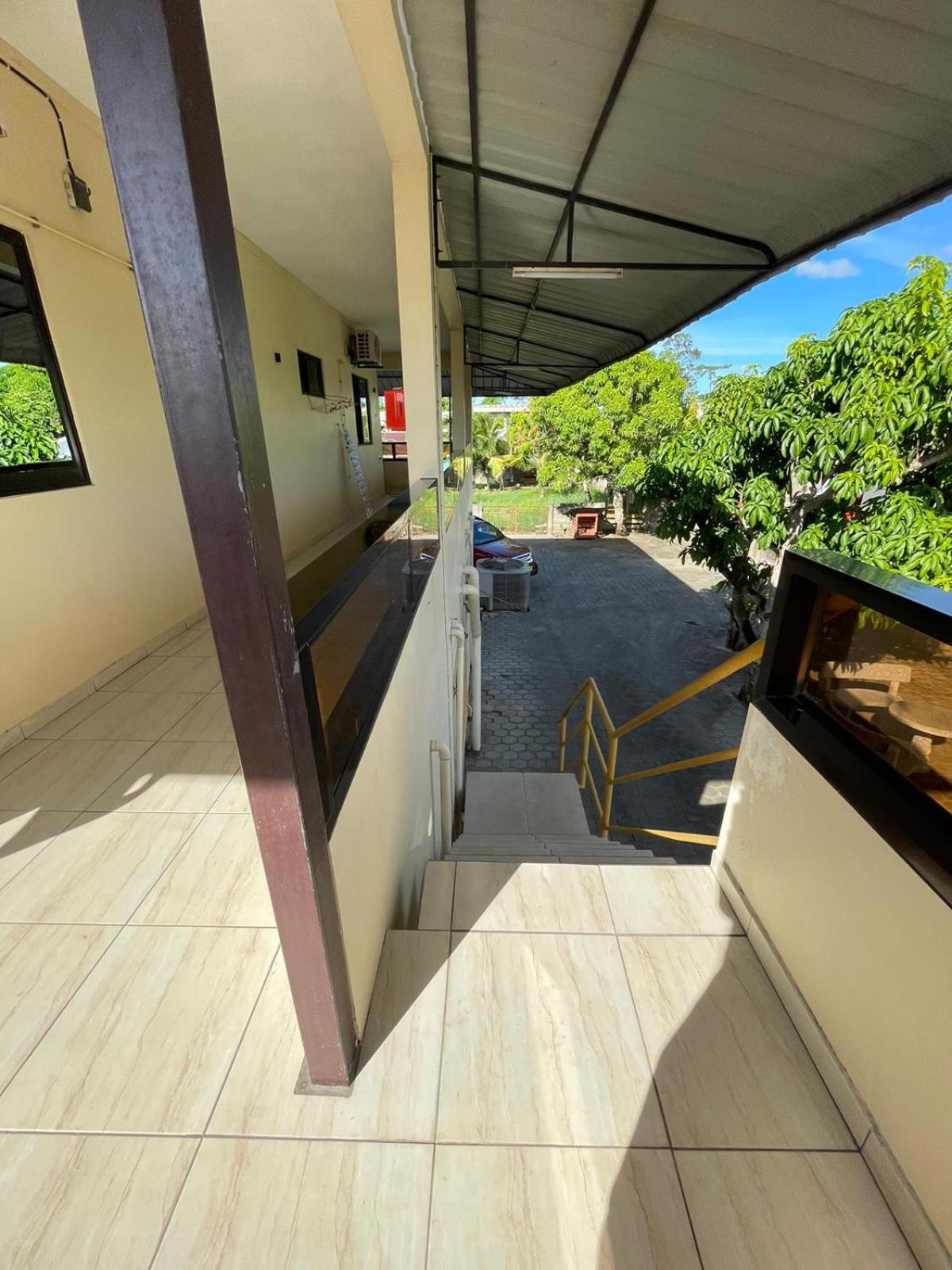 Studio Djamoe view 2