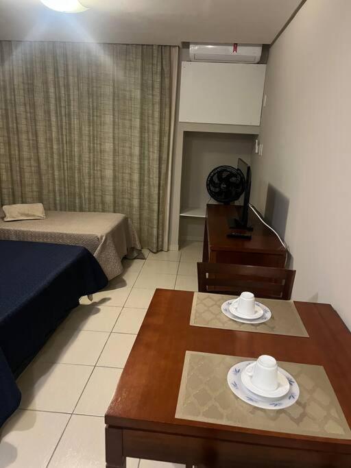 3 - Flat completo próx. ao Salvador Shopping