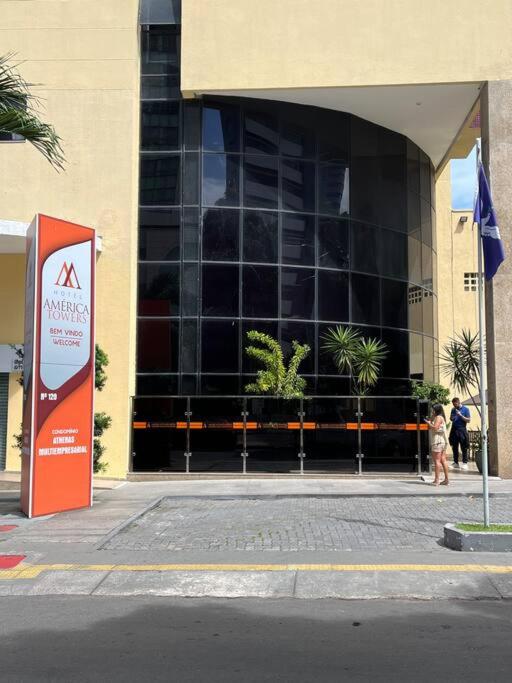 3 - Flat completo próx. ao Salvador Shopping