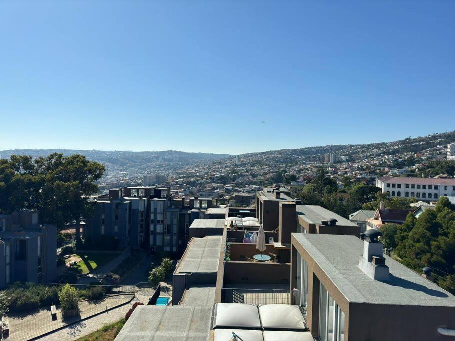 Hermoso dúplex en Cerro Alegre con vista al mar y cerros