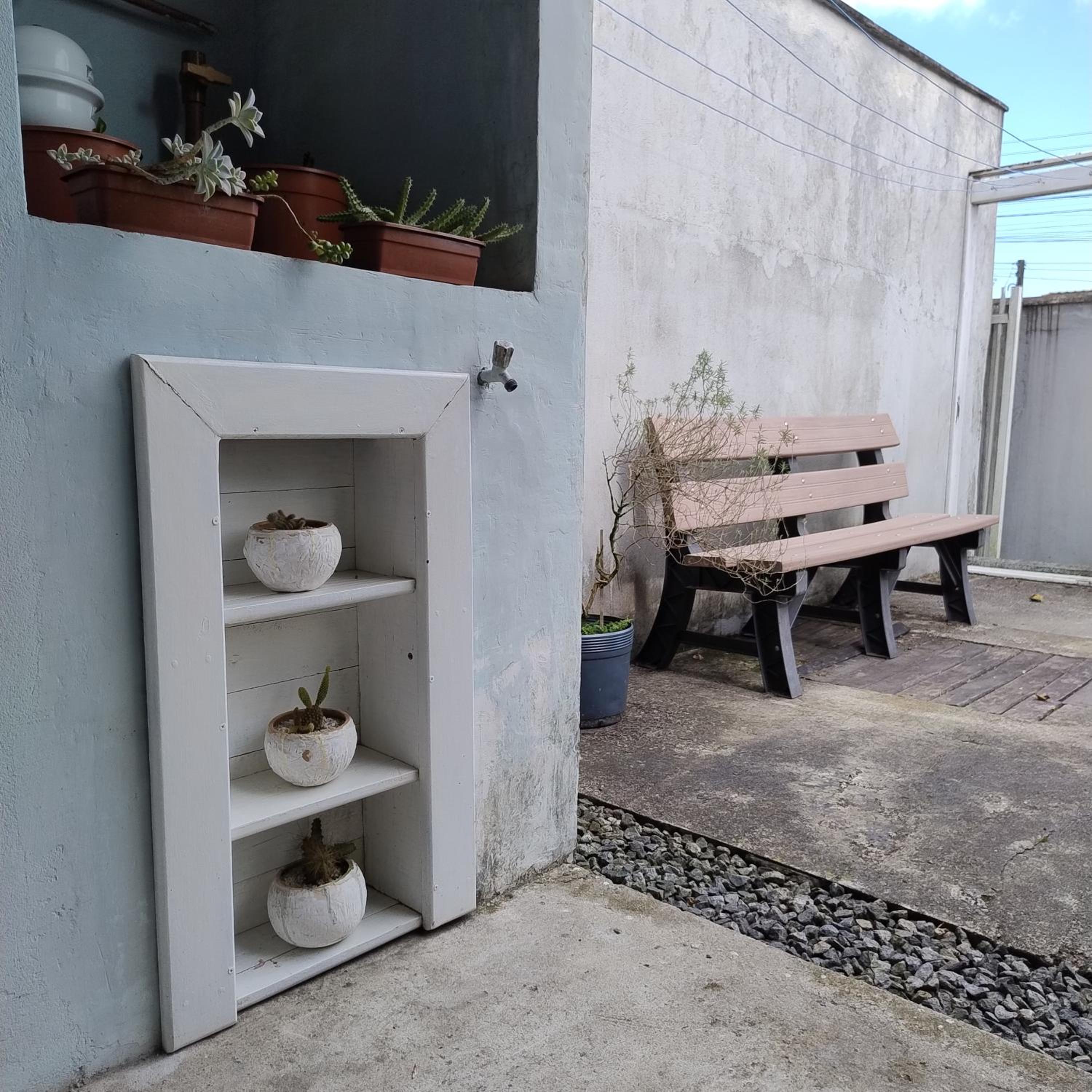 Kitnet bem localizada no bairro Costa e Silva