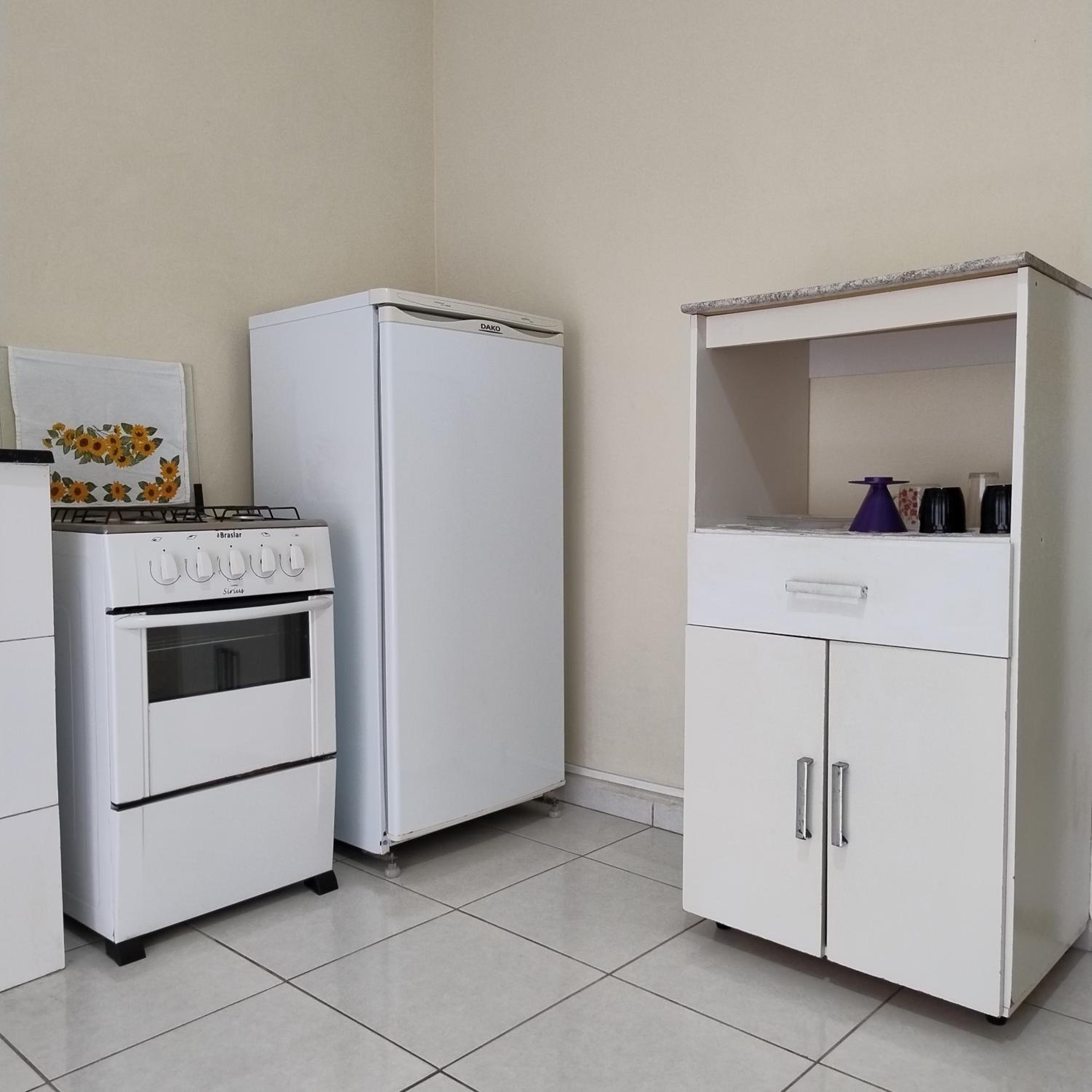 Kitnet bem localizada no bairro Costa e Silva