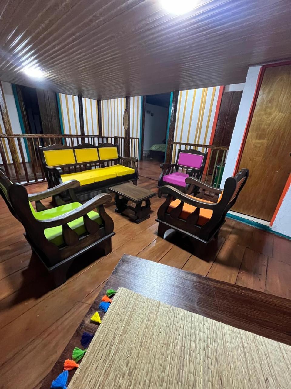 Hostal Casa Celeste