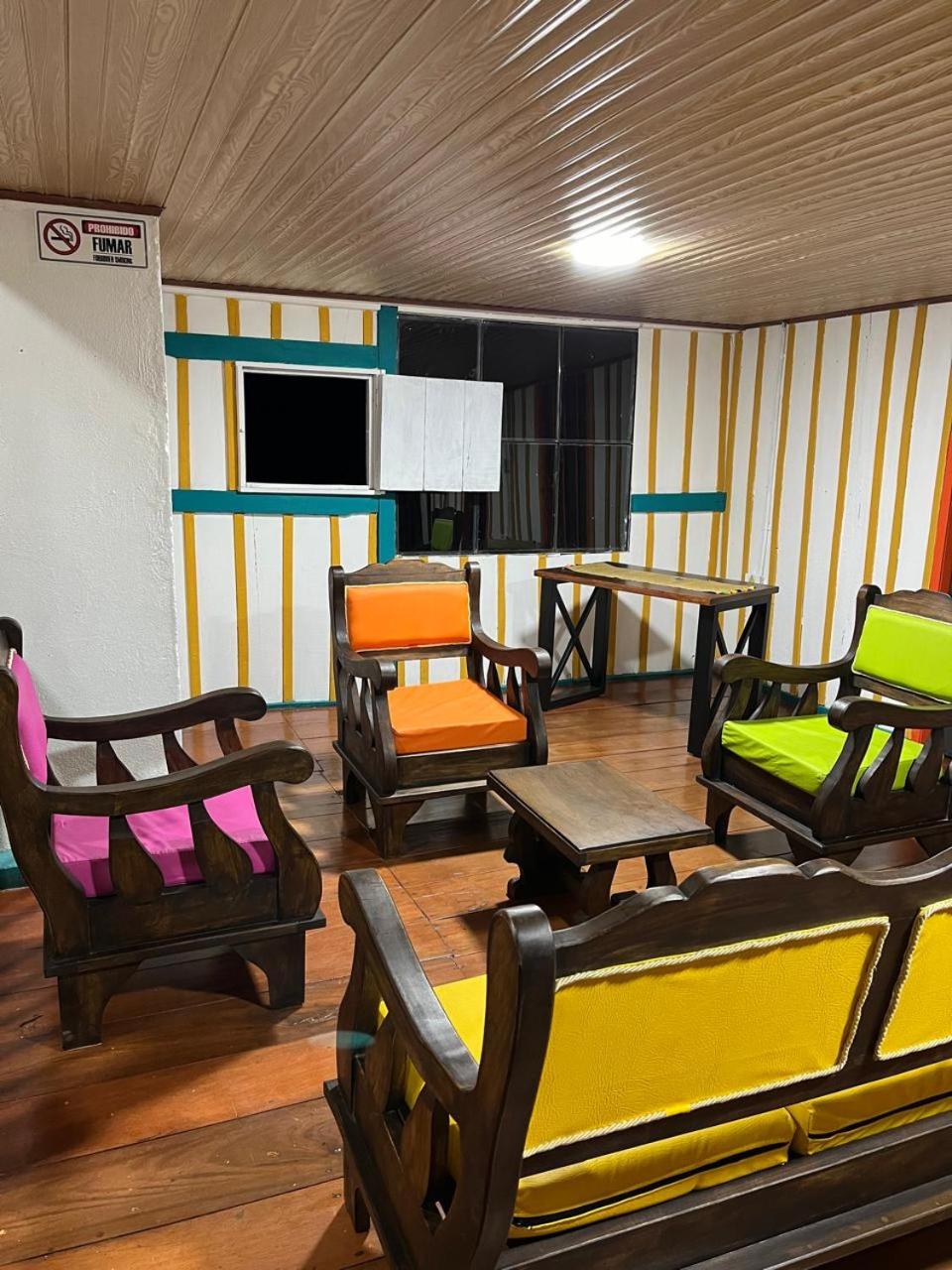 Hostal Casa Celeste
