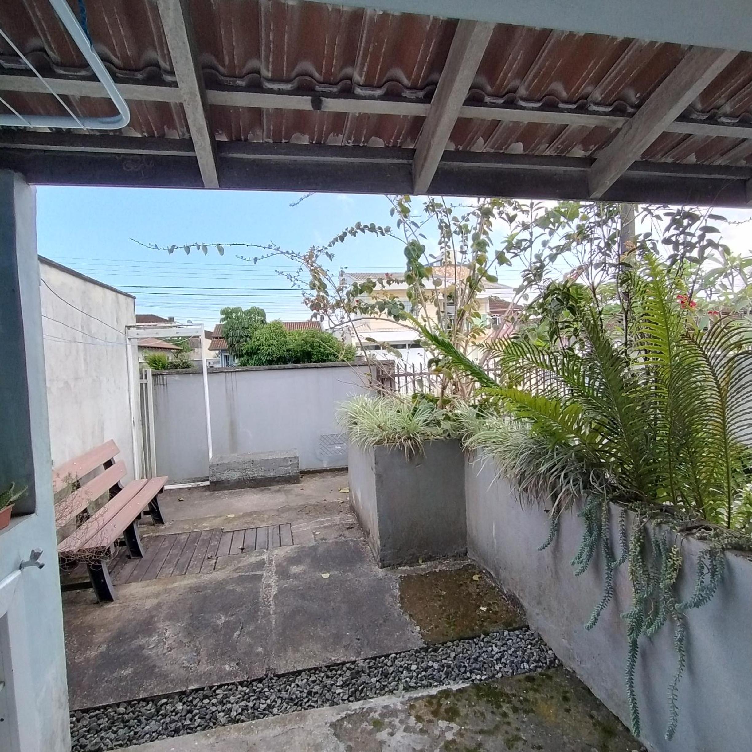 Kitnet bem localizada no bairro Costa e Silva