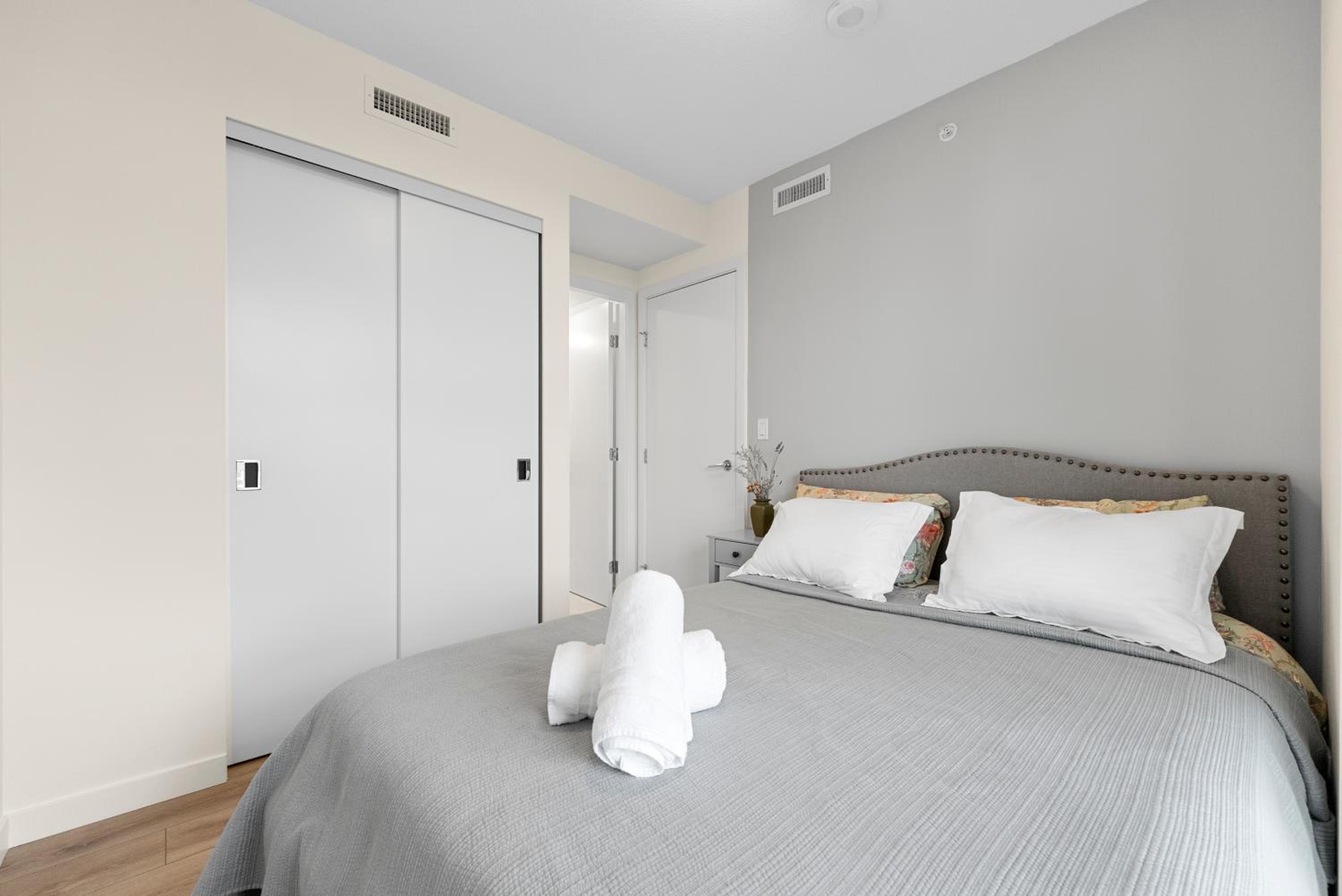 Brand new Stylists Richmond central 2B2BR