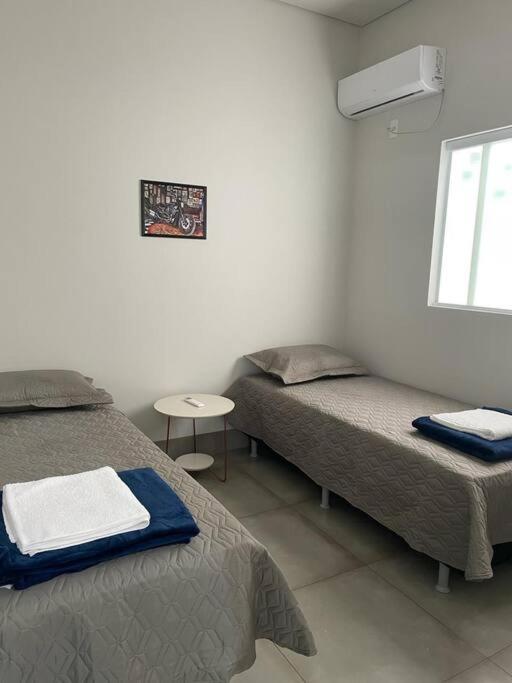 Casa completa, ótima localizacao para 4 pessoas