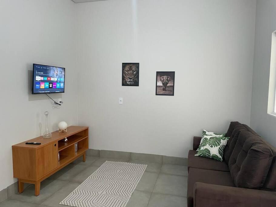 Casa completa, ótima localizacao para 4 pessoas
