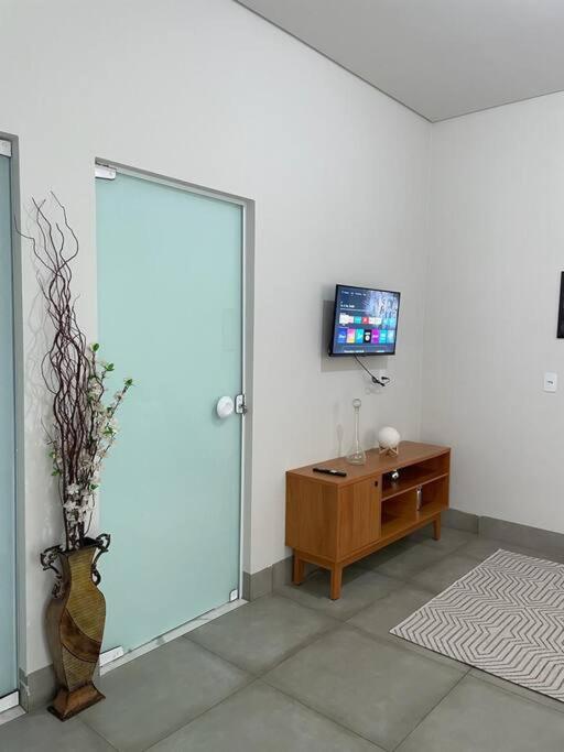 Casa completa, ótima localizacao para 4 pessoas