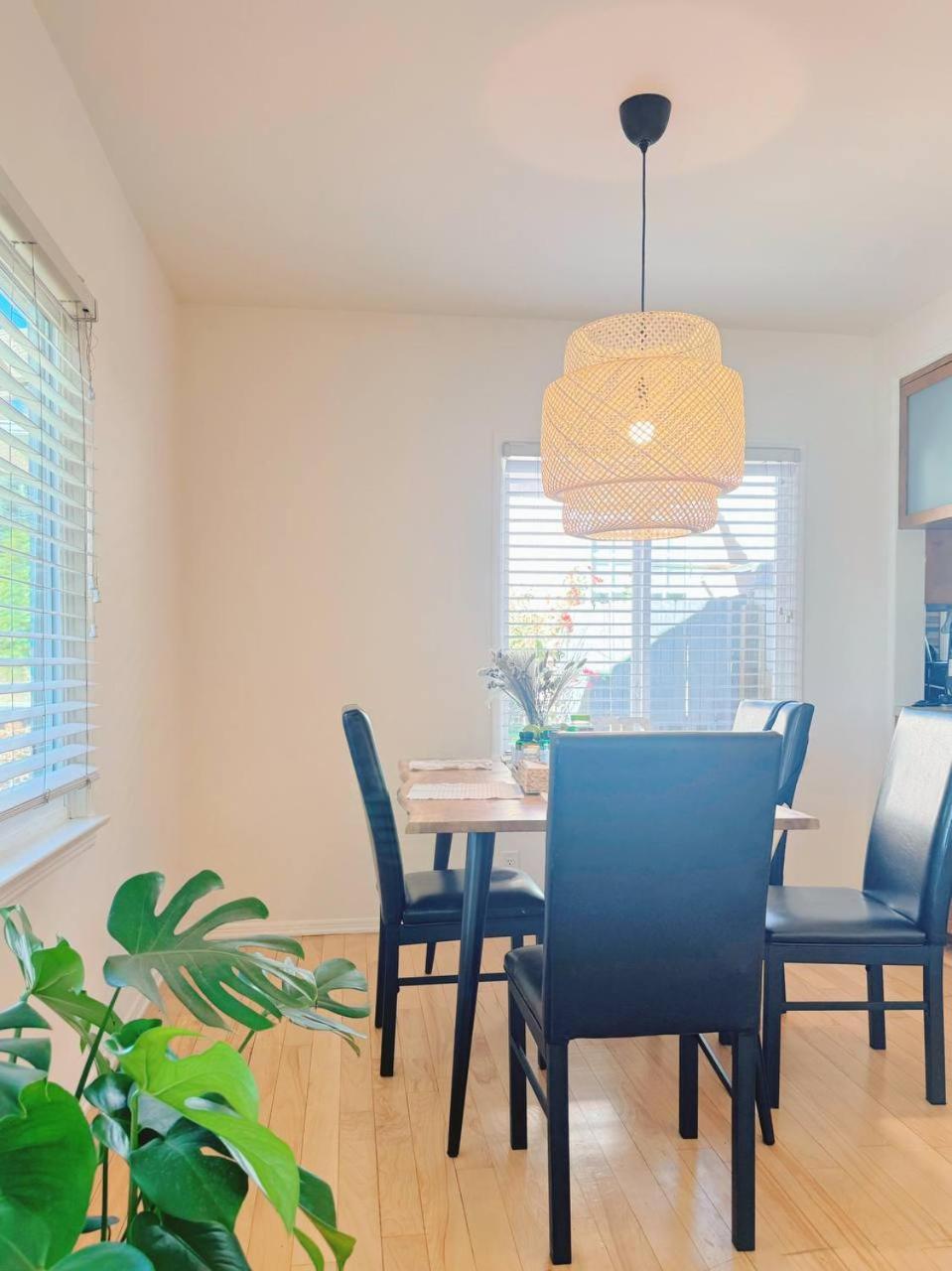 Coastal Comfort Homestay in West Los Angeles