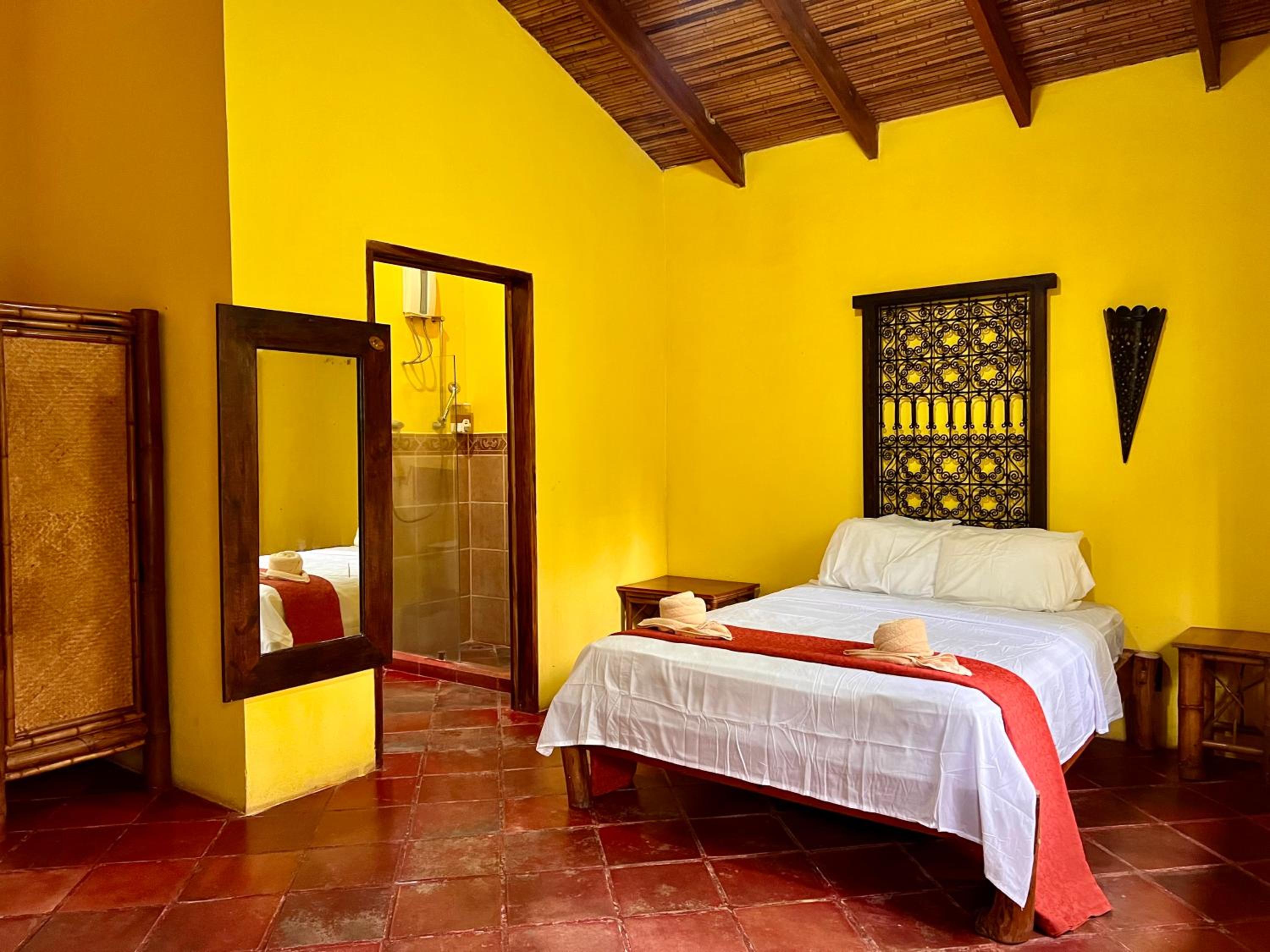 Eco Zaru, Experience Authentic Costa Rican Jungle & Ocean Bliss