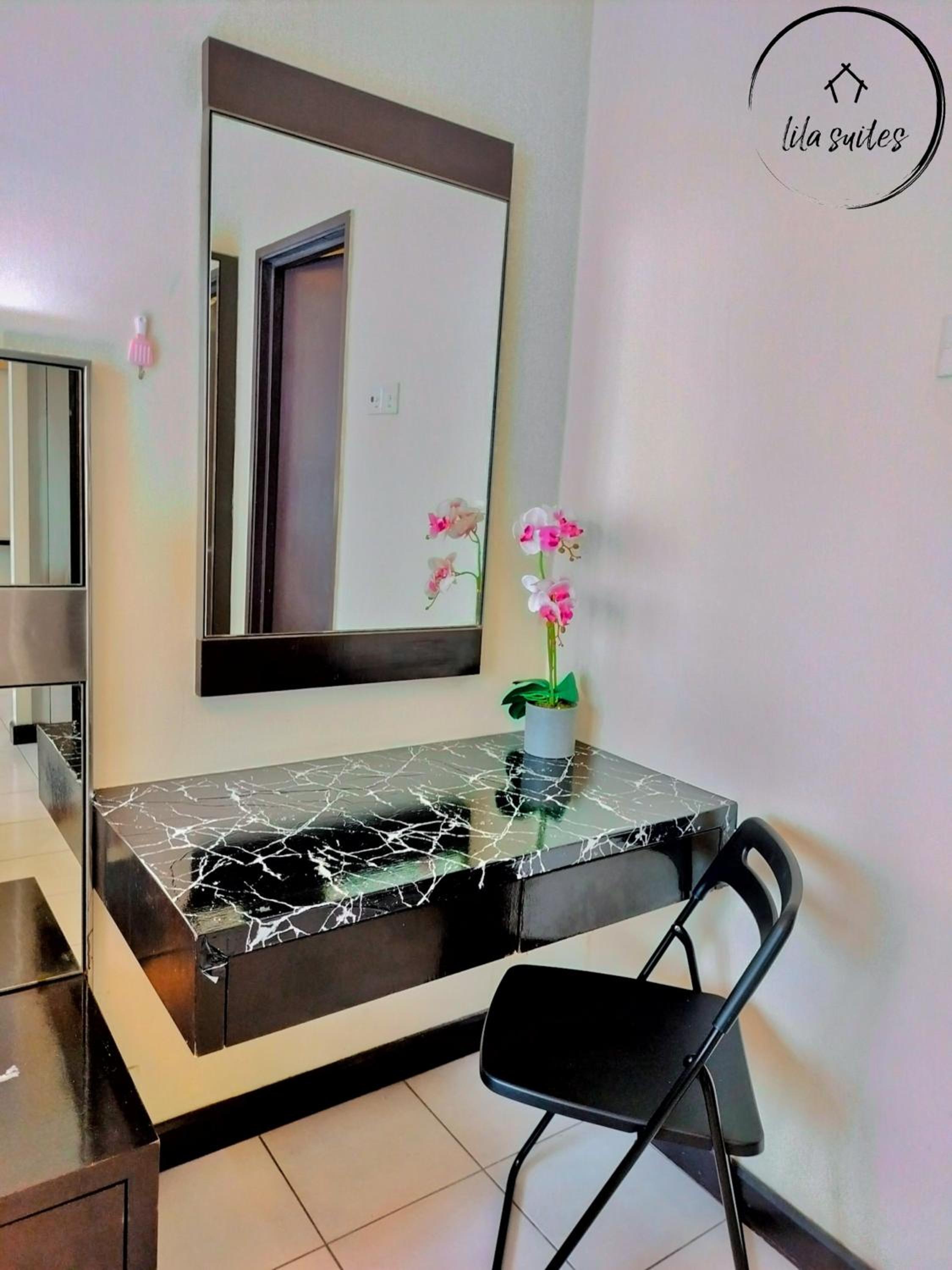 Lila Suites Seri Bukit Ceylon
