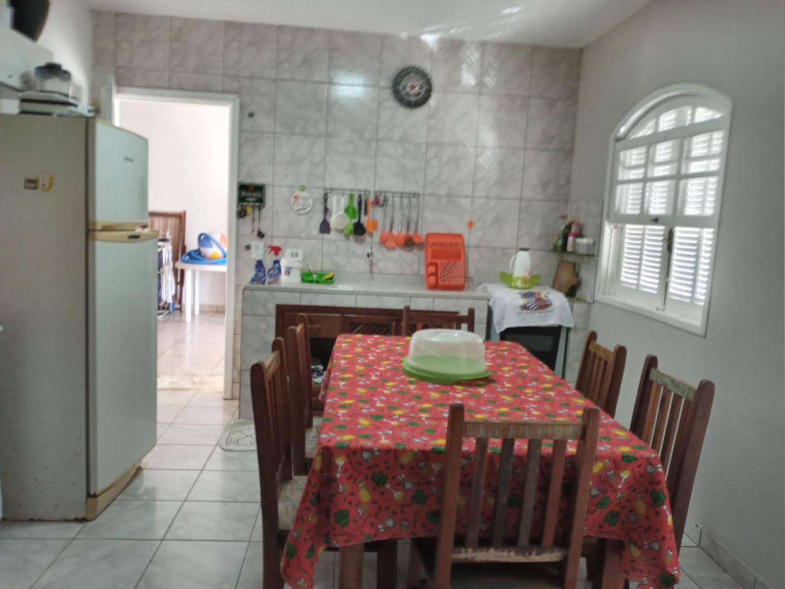 Confortável casa com piscina
