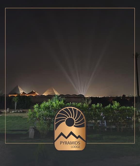 Pyramids Lodge