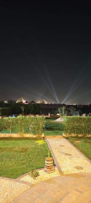 Pyramids Lodge