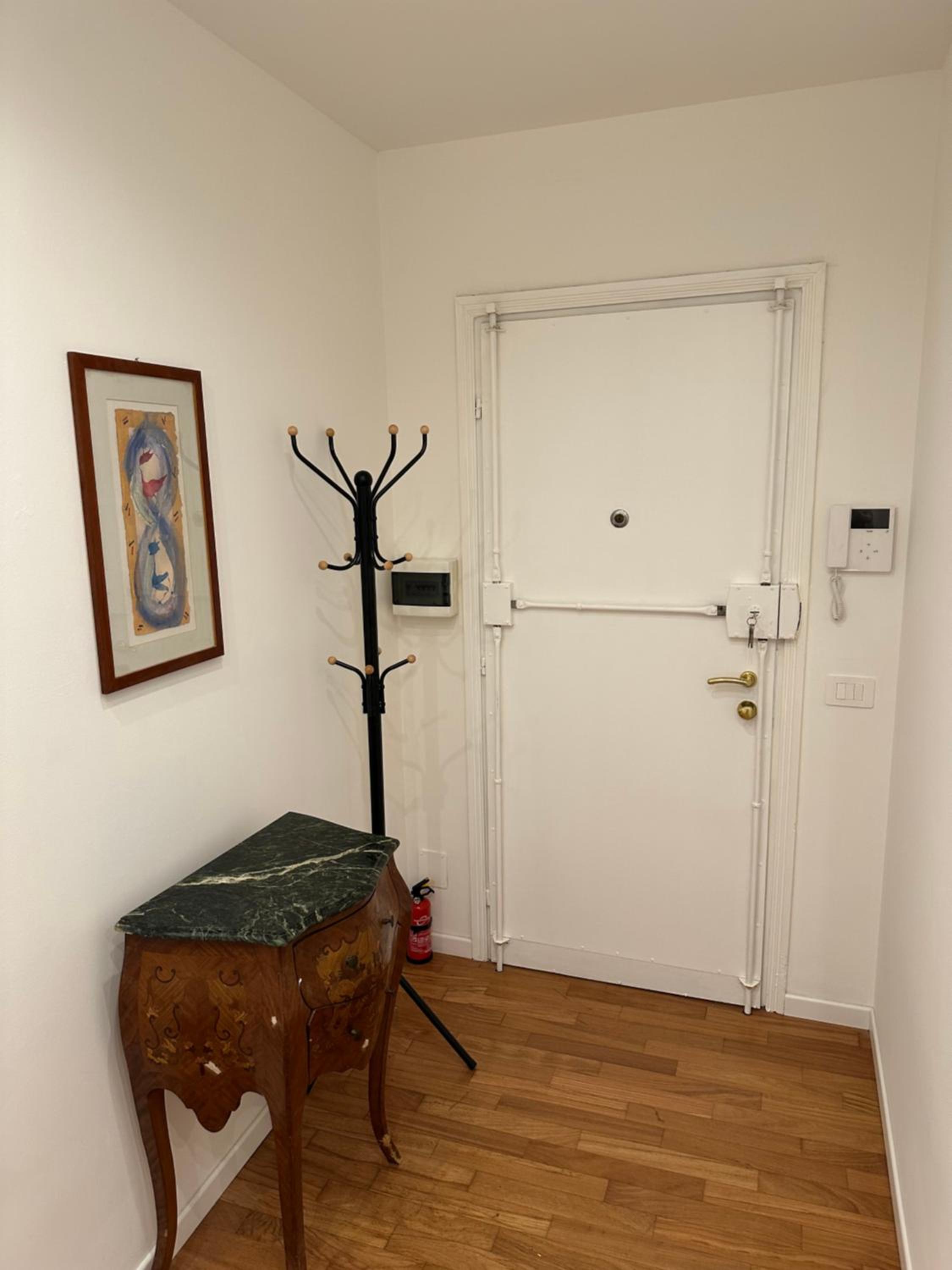 Elegante Appartamento in Corso Garibaldi
