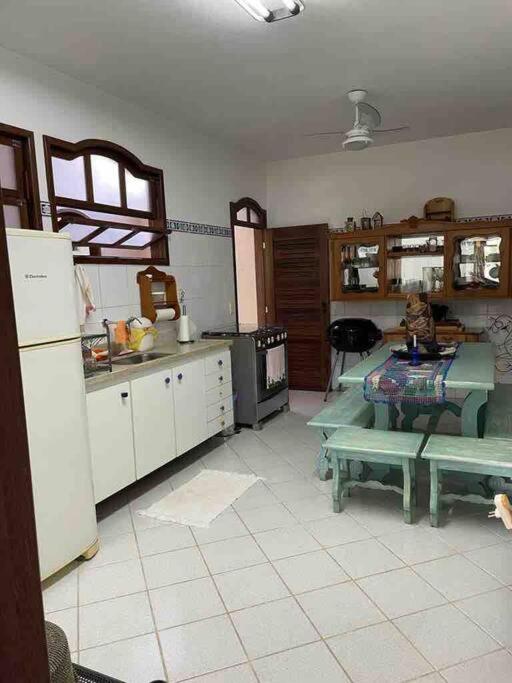 Casa Meaipe! Casa arejada e confortável com jardim