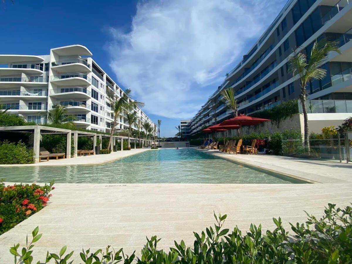 Manzanillo Bay Aparments by Wynwood House