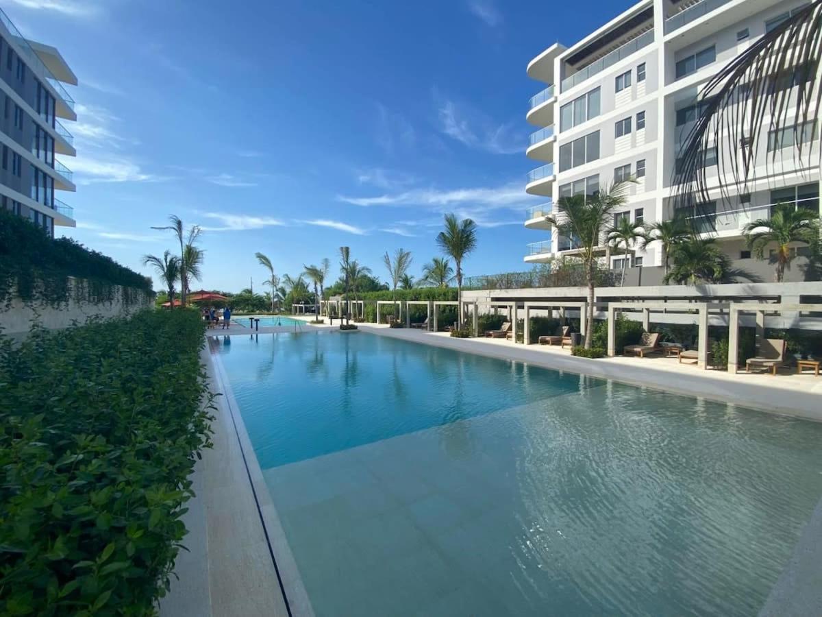 Manzanillo Bay Aparments by Wynwood House