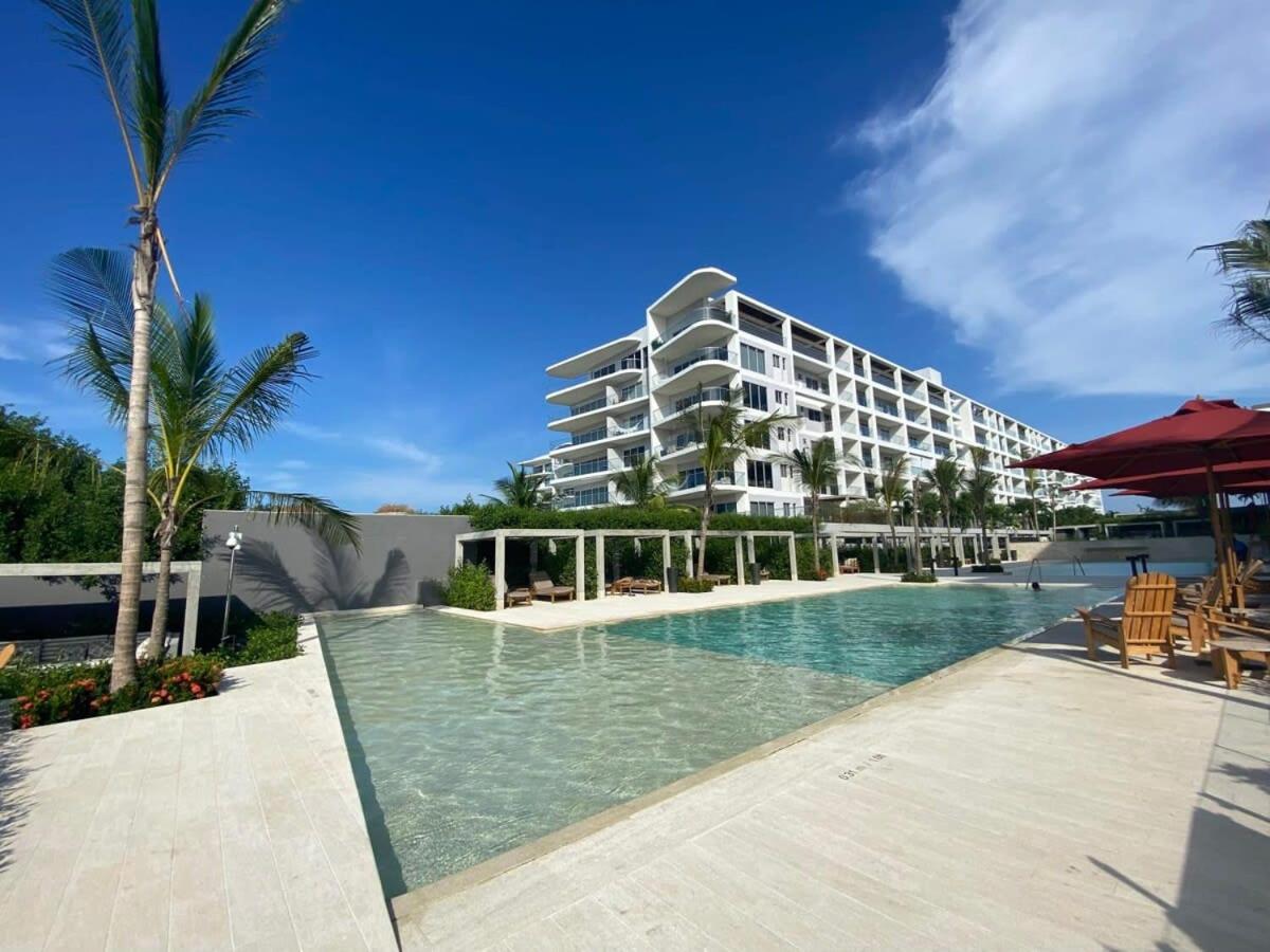 Manzanillo Bay Aparments by Wynwood House