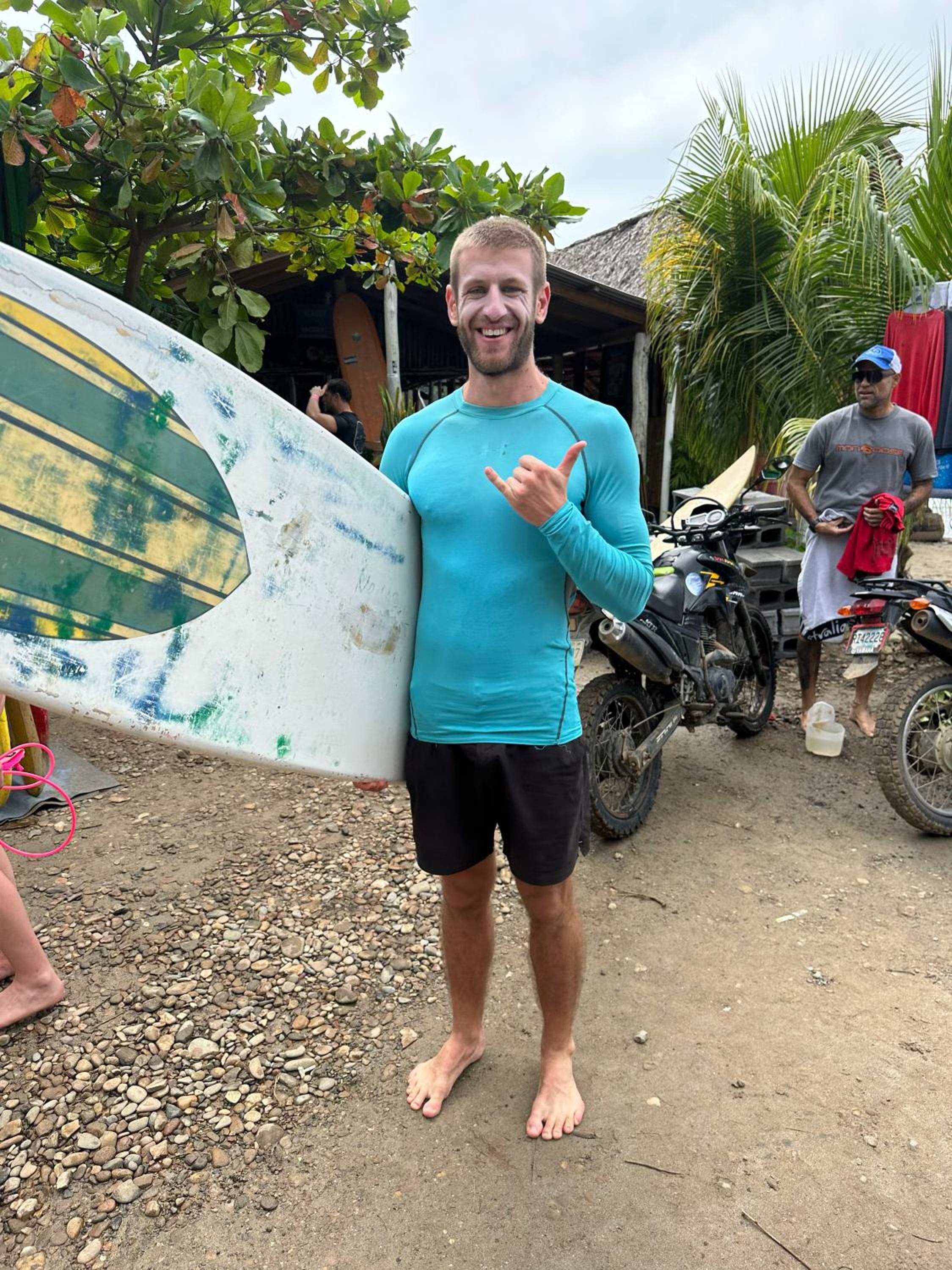 Casa de Olas - Eco Rustic Hostel