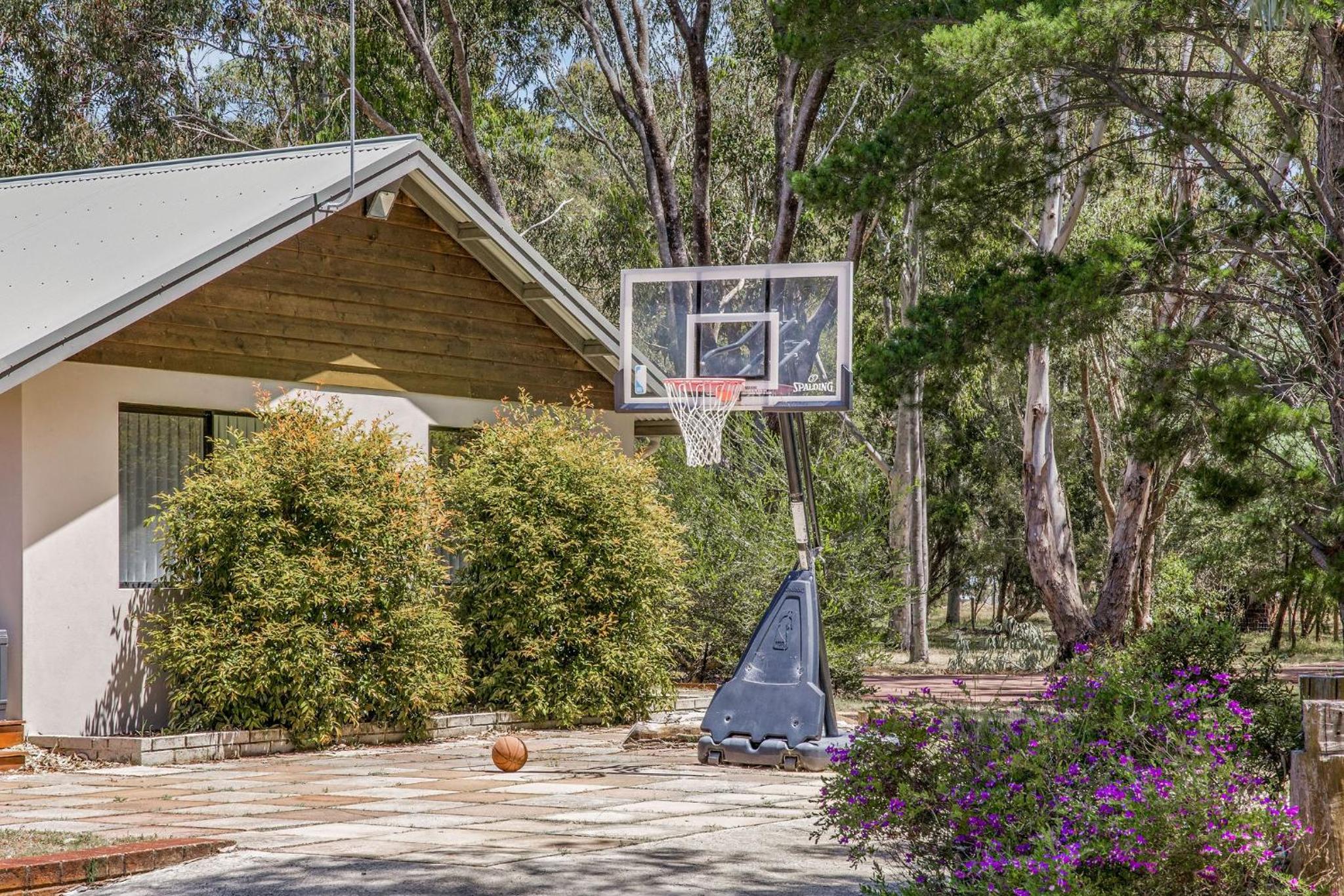 Wisteria Lodge