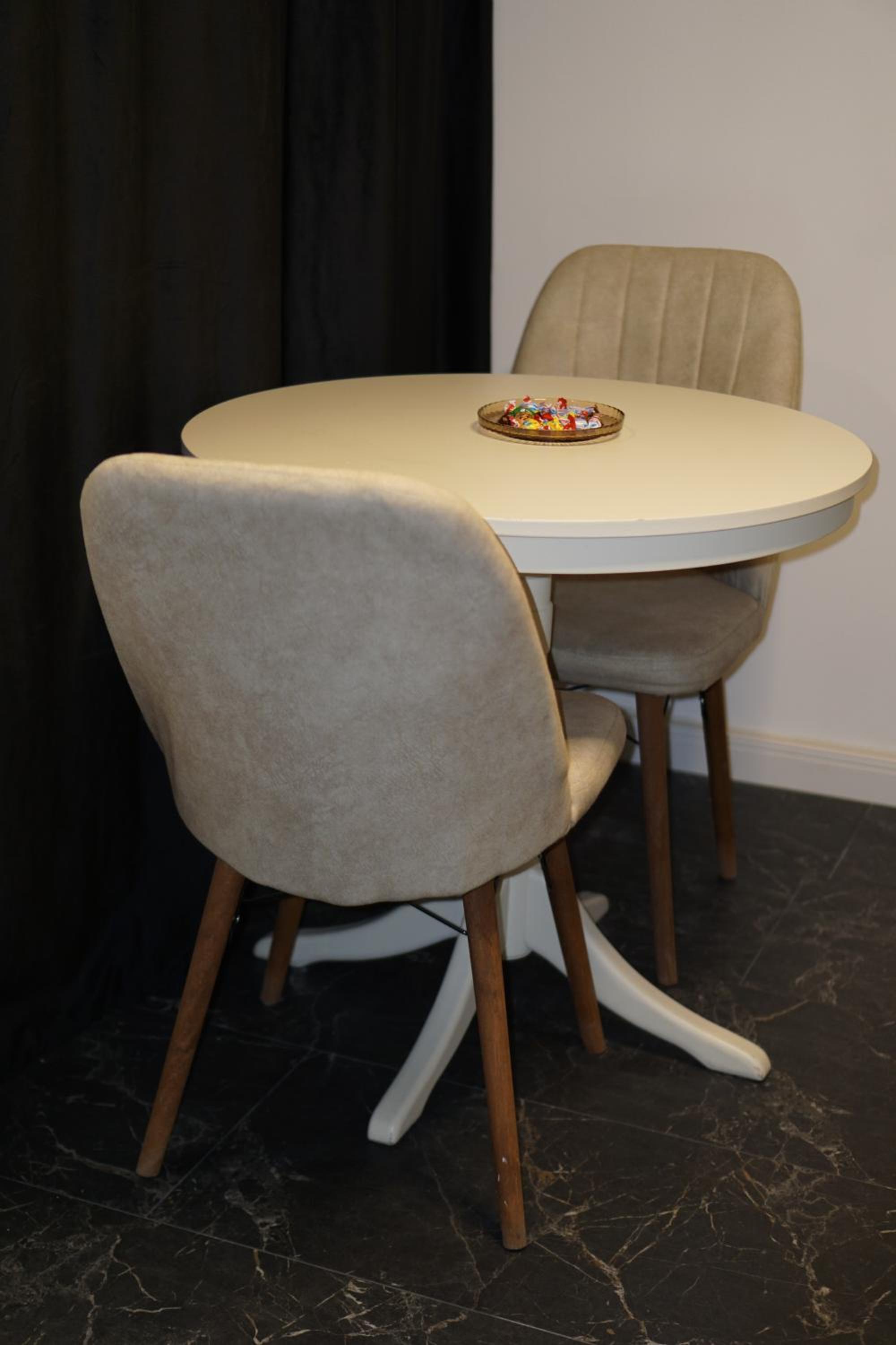 Hotel Studio Chic, Garsoniera - Ceai, Cafea, Apa Filtrata, Central