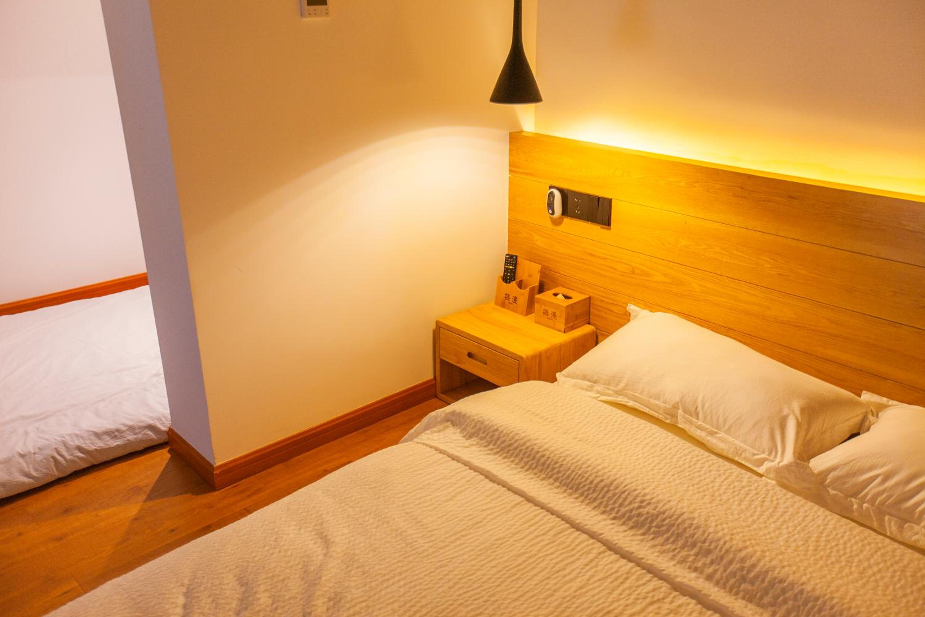 Tianmen Boutiqu Hotel-Free pickup-English services-Near the Tianmen Cableway