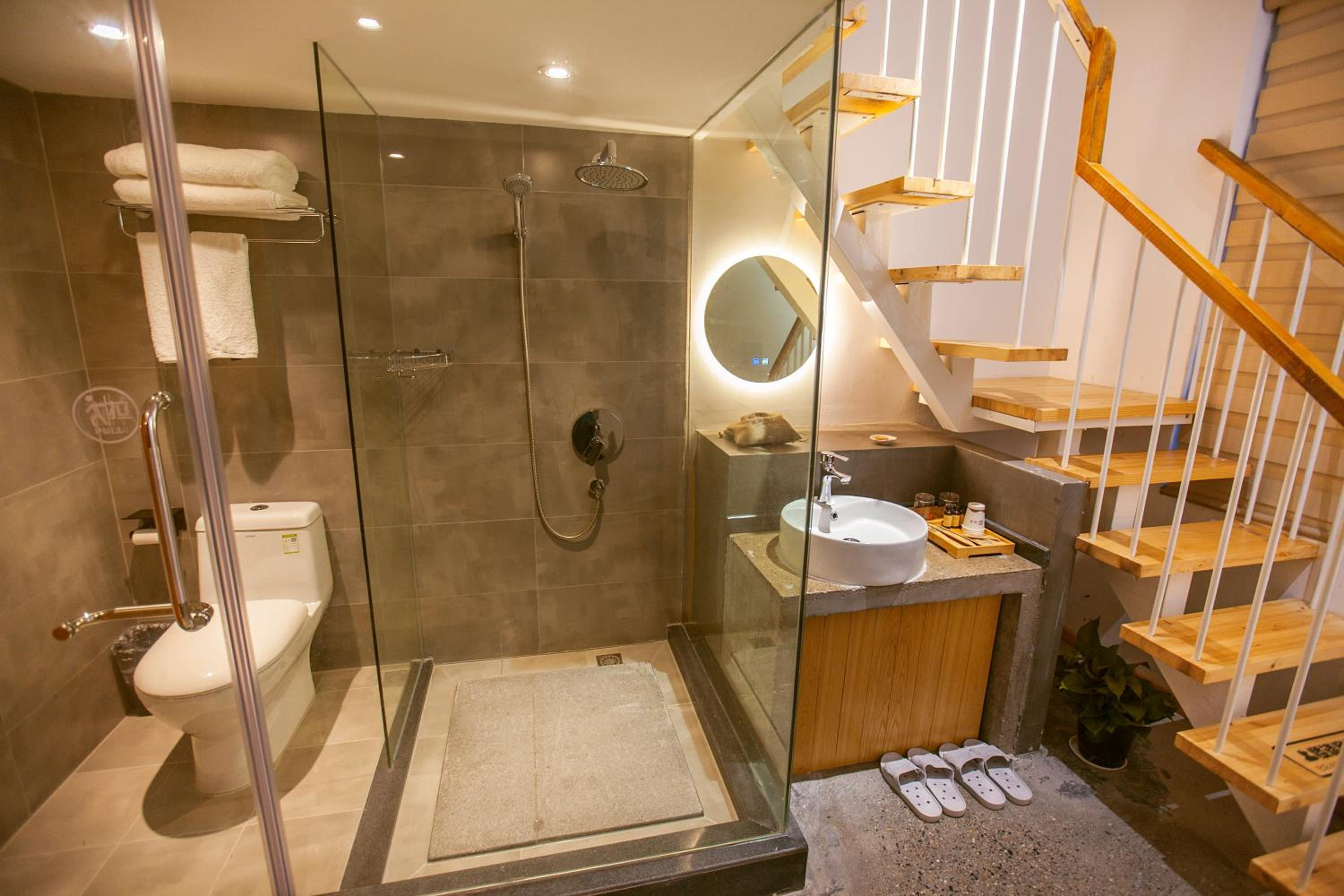 Tianmen Boutiqu Hotel-Free pickup-English services-Near the Tianmen Cableway