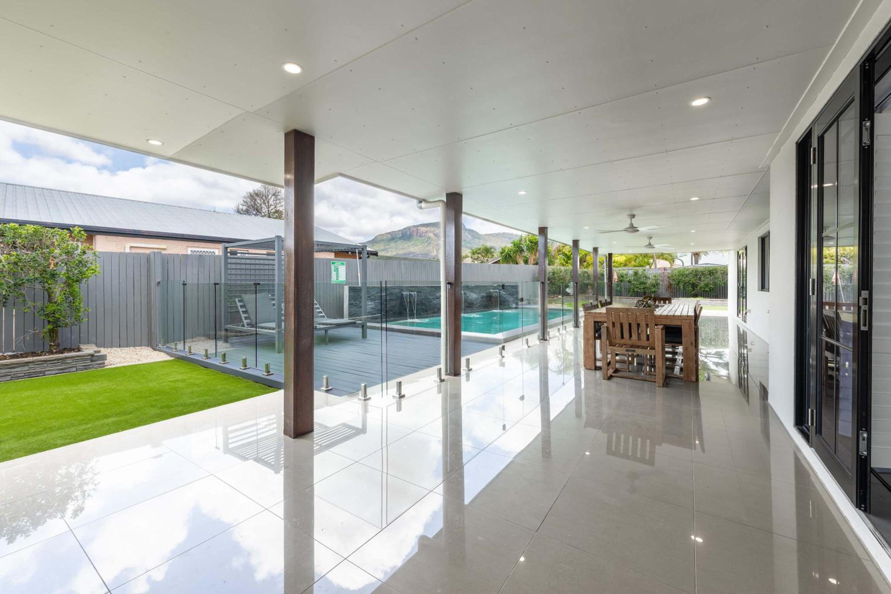 Pet Friendly Magic on MacArthur Townsville