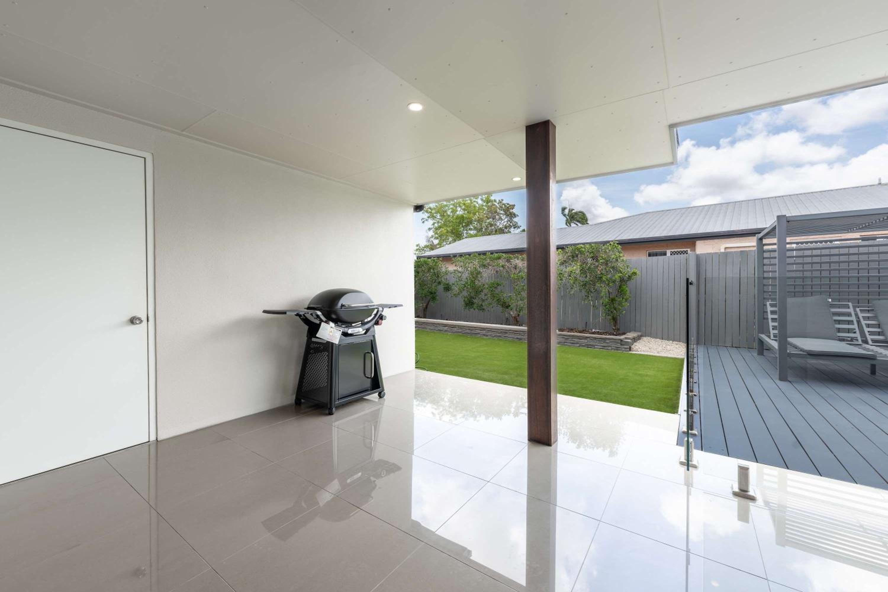 Pet Friendly Magic on MacArthur Townsville