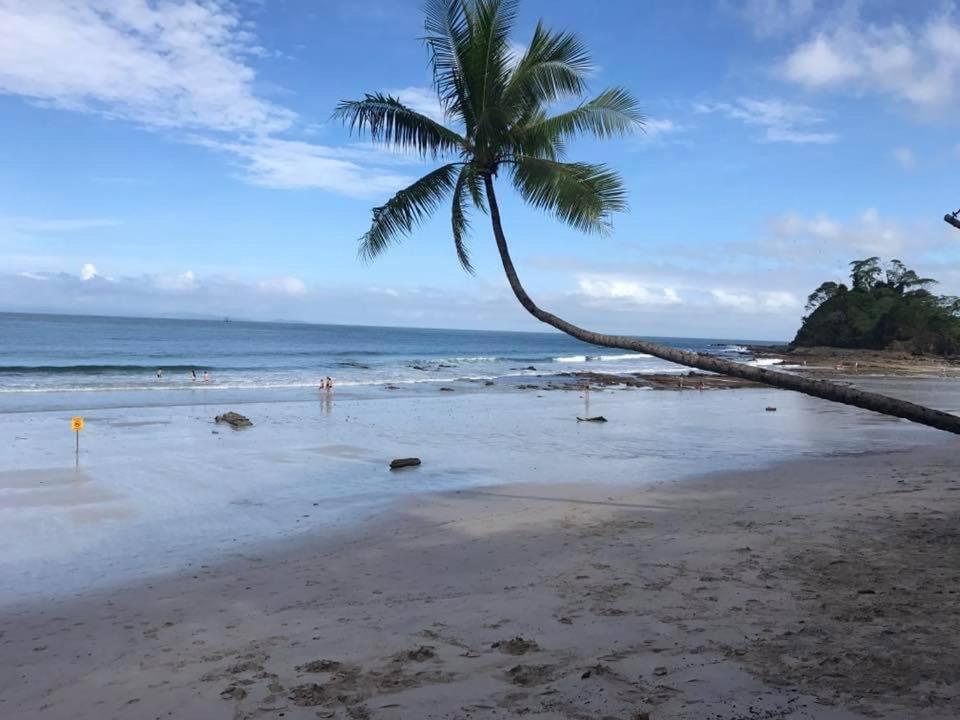 Casa grande cerca de playa Punta Leona
