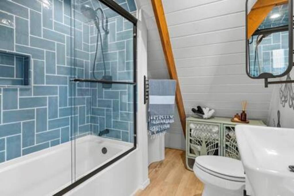 Birch bAy Frame, Oceanview, Beach Access, 3 beds, 1 bath view 5