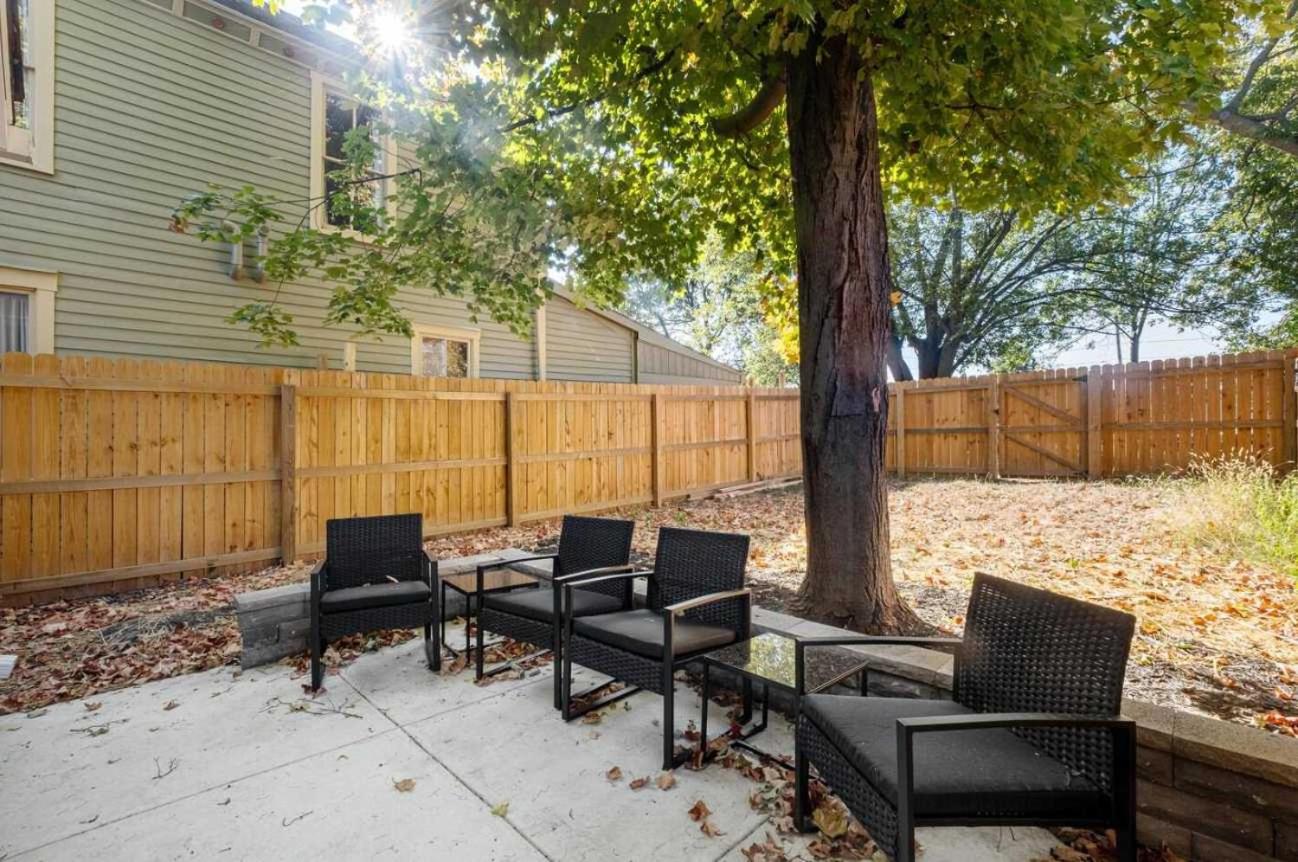 Shelbyville Vacations - Charming Home in Historic Downtown Shelbyville - Property Image 22