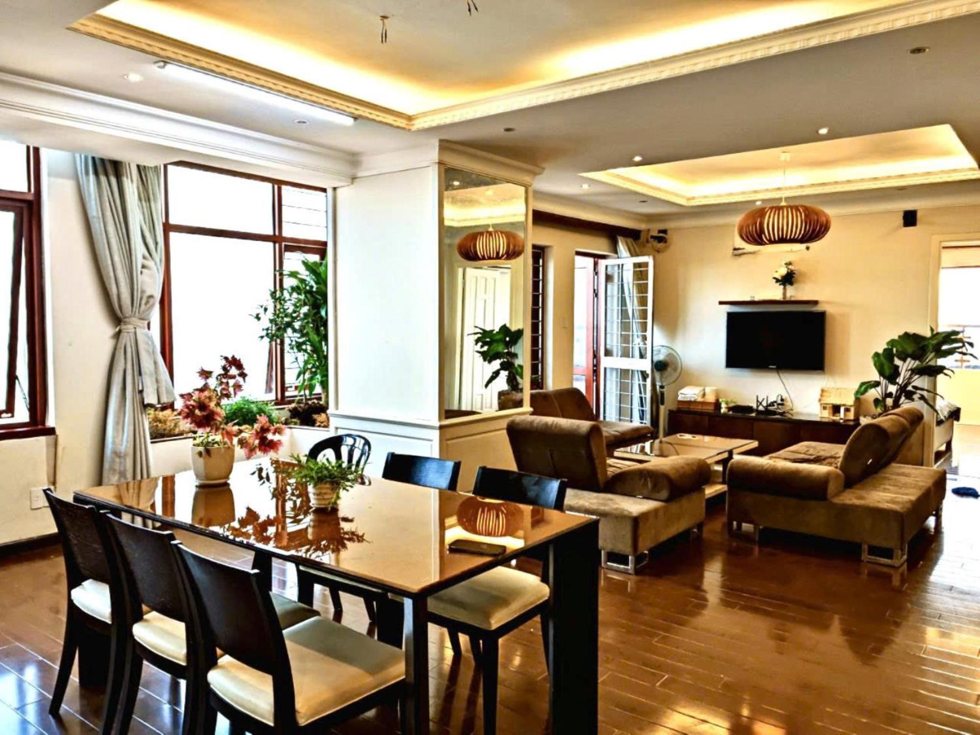 Anna Luxury Apartment