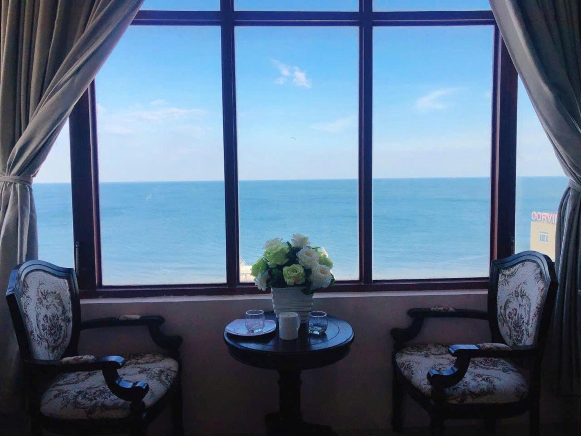 Anna Luxury Apartment