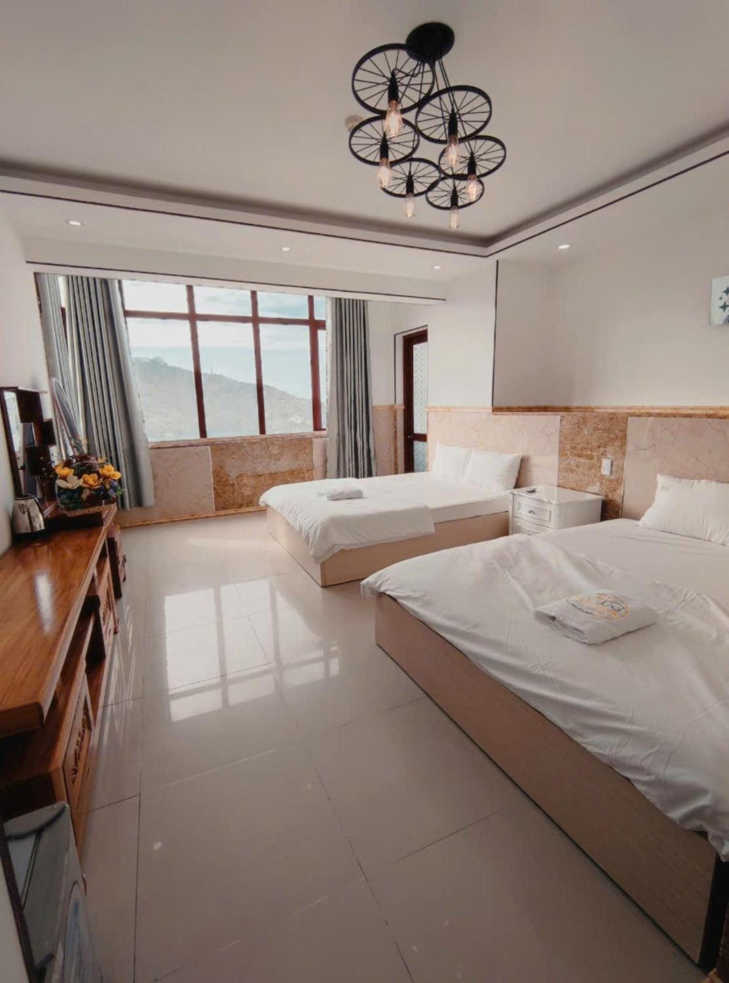 Anna Luxury Apartment