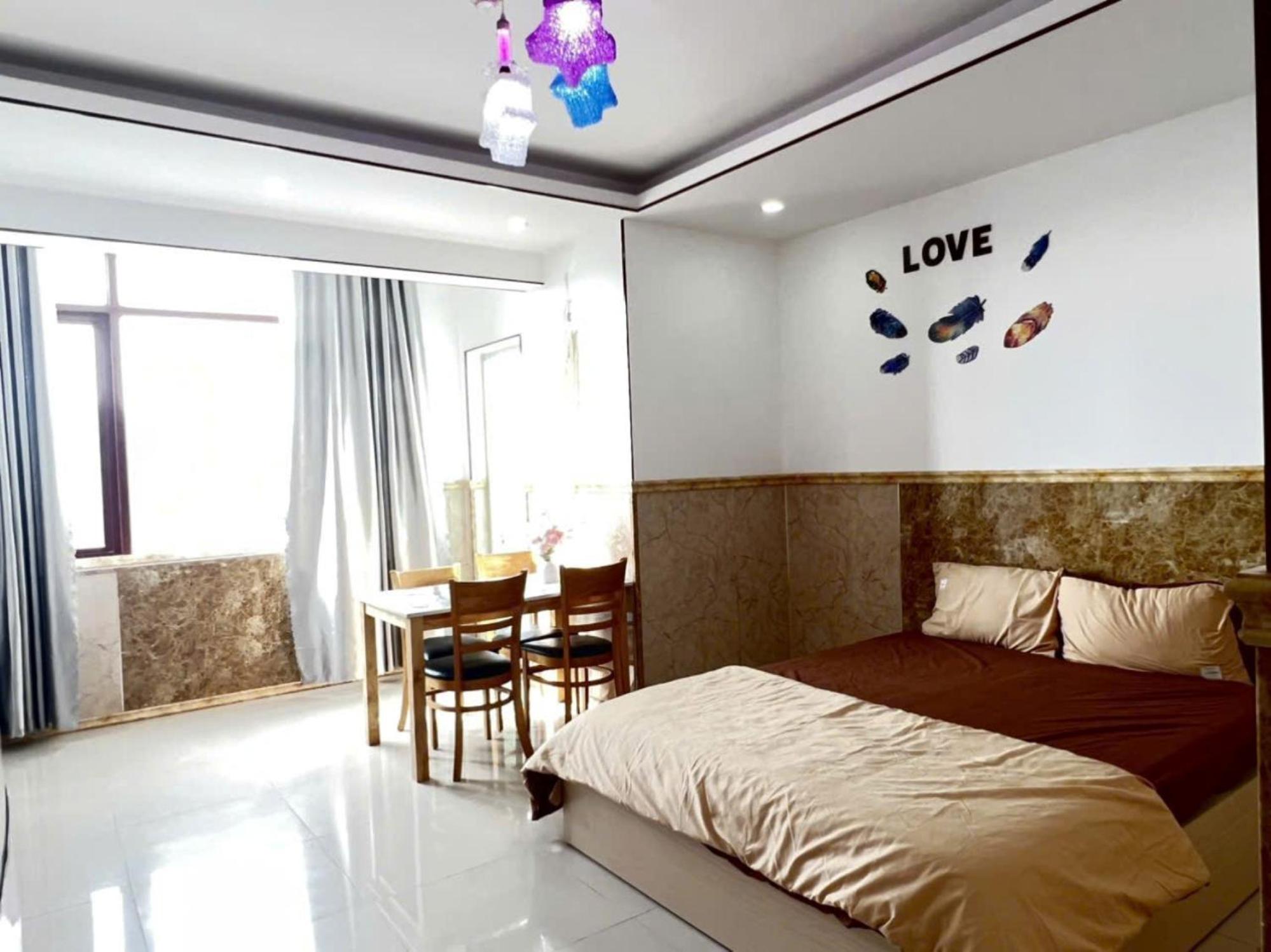 Anna Luxury Apartment