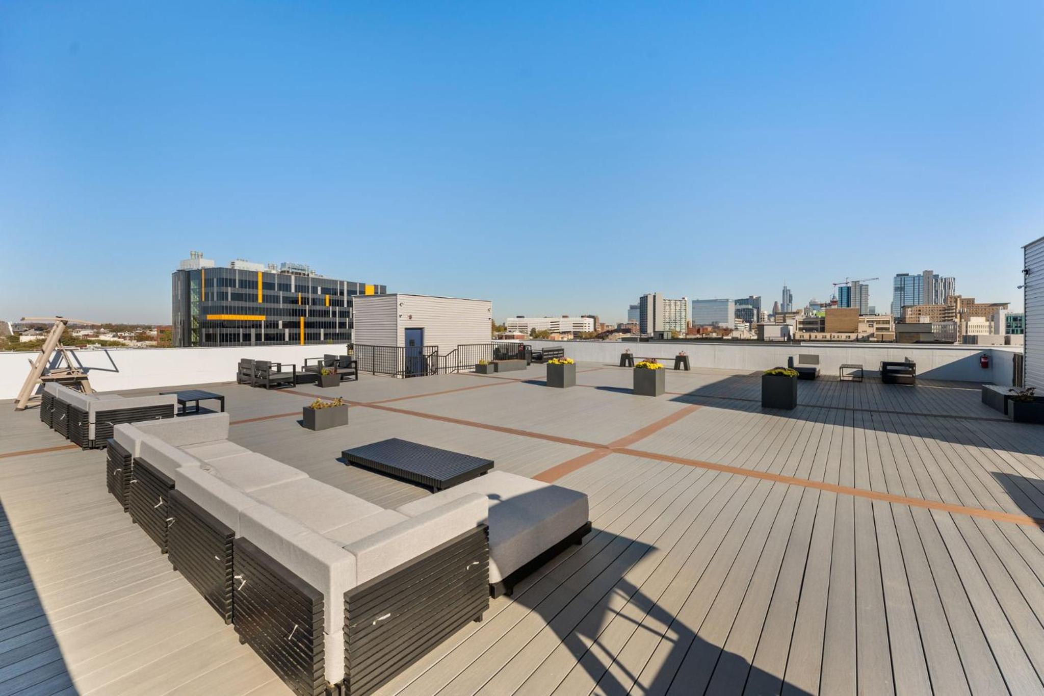 4211 Suites