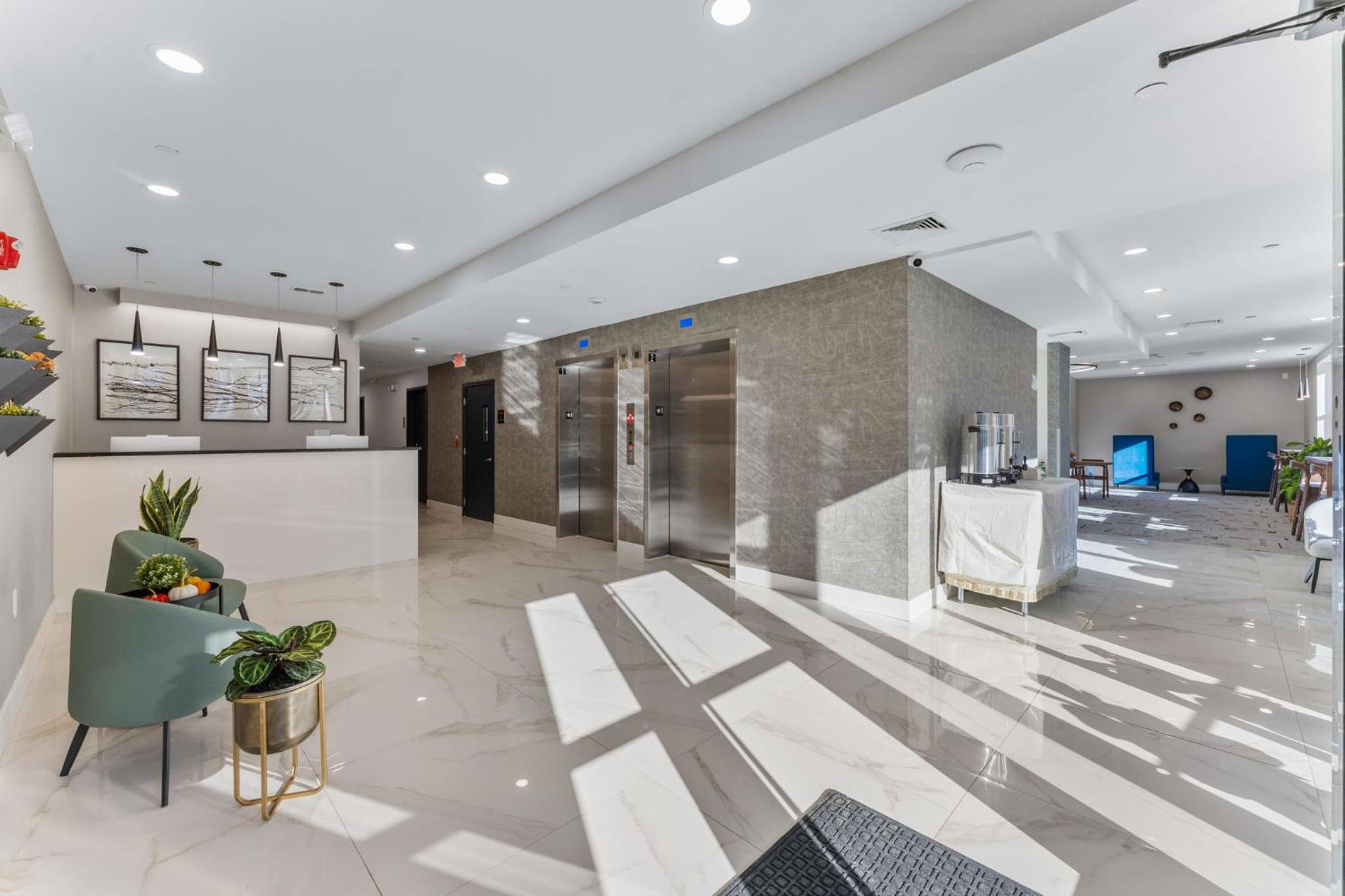 4211 Suites