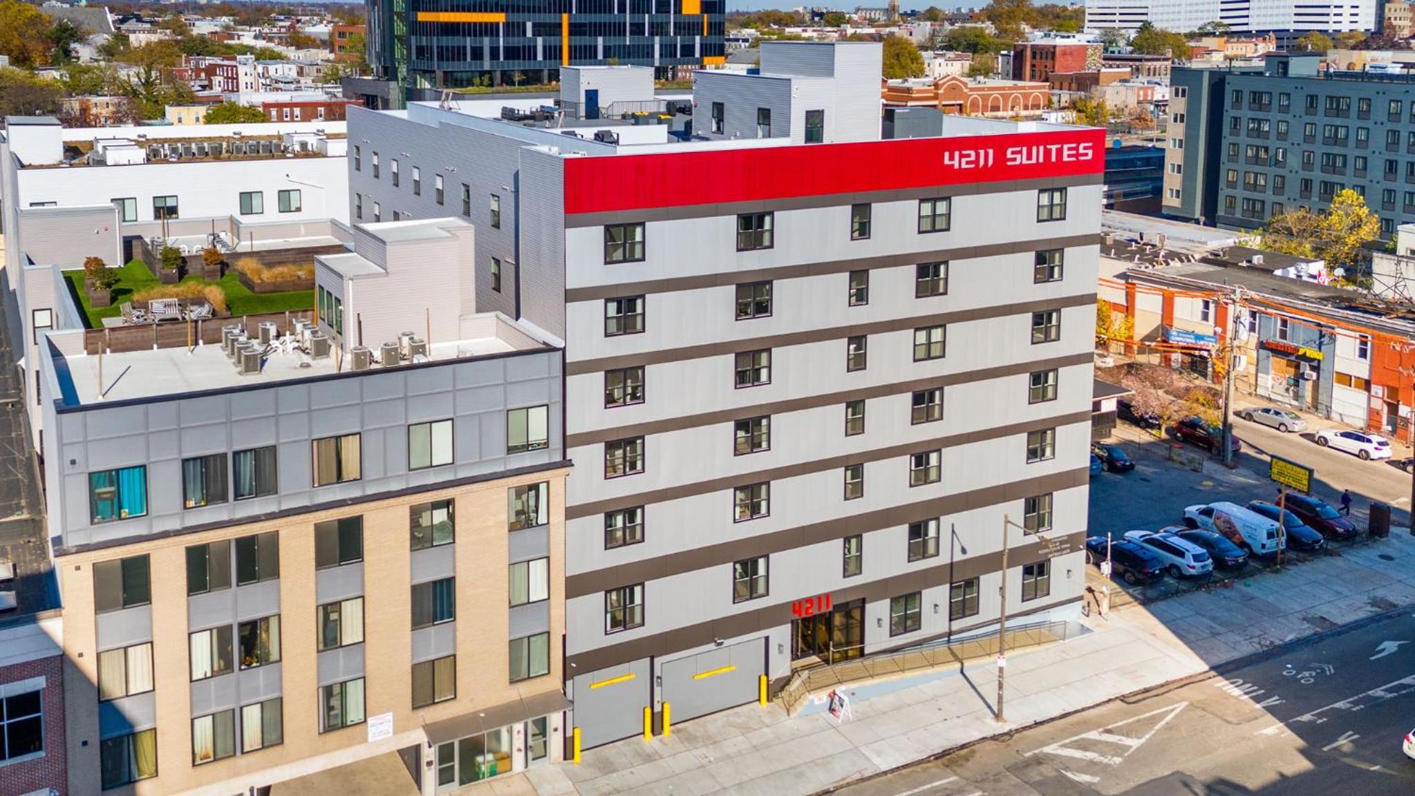 4211 Suites