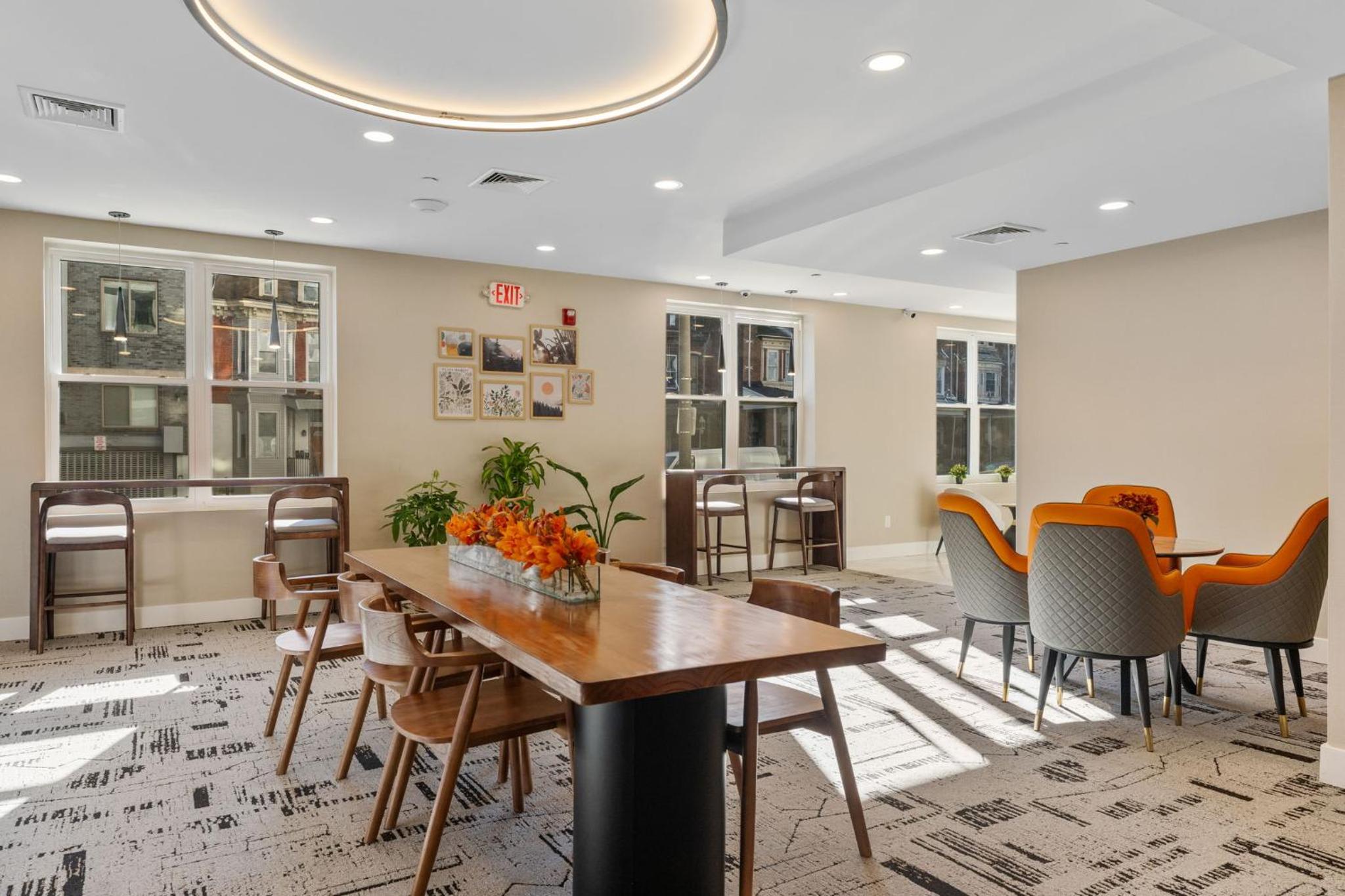 4211 Suites