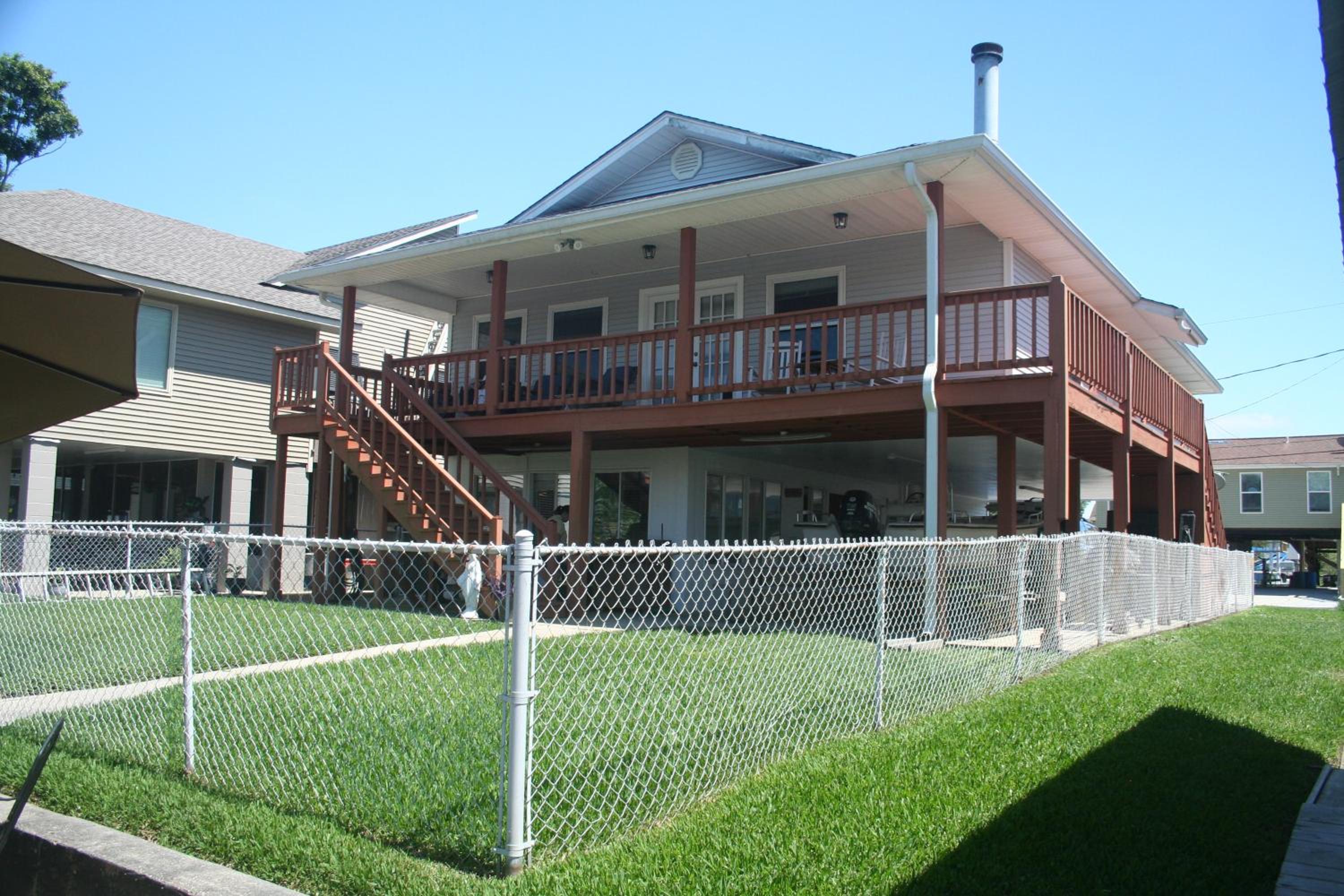 New Orleans Vacations - Camp Gator Unit 2 - Property Image 1
