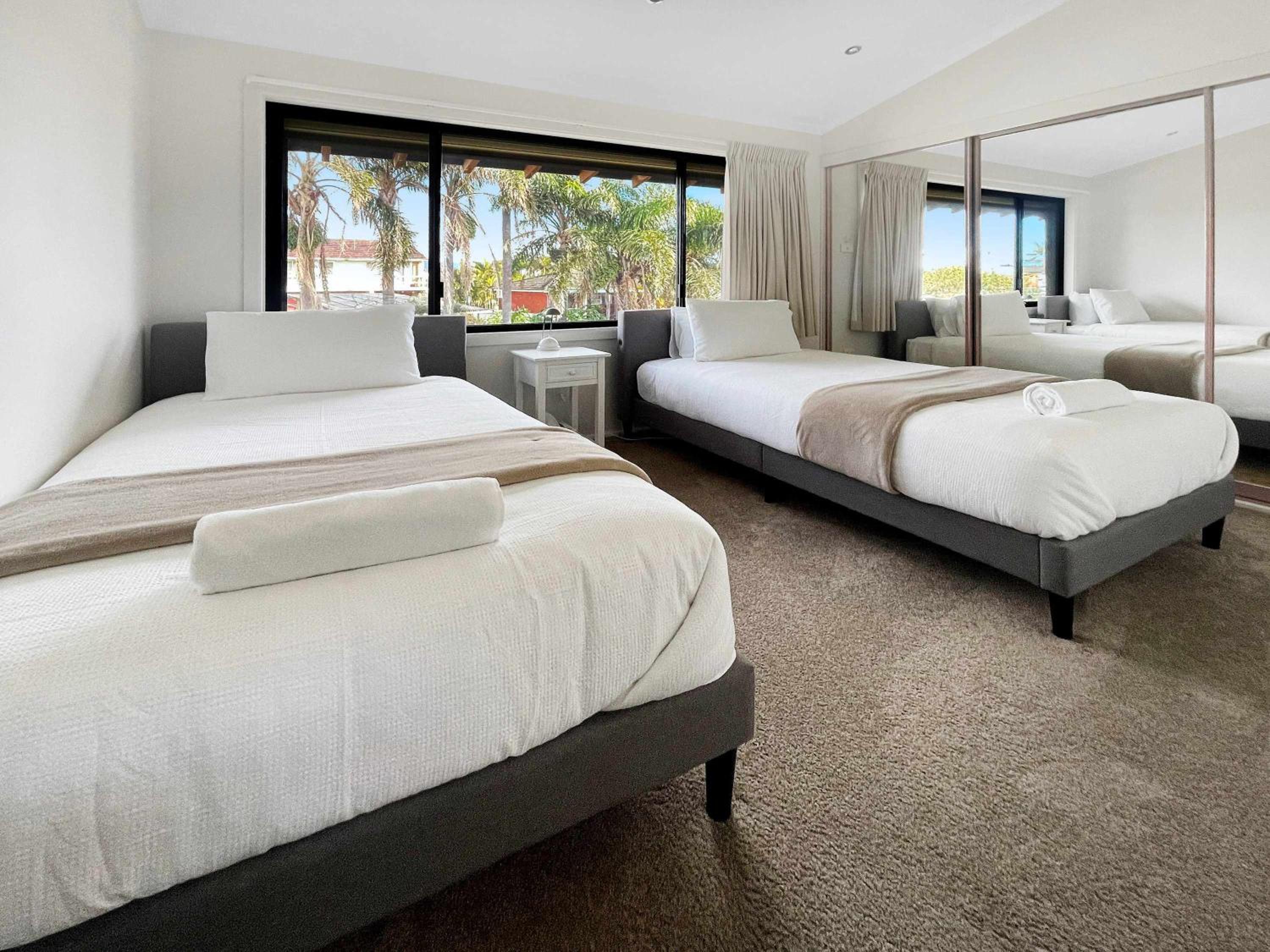 Family Getaway Opposite Warilla Beach