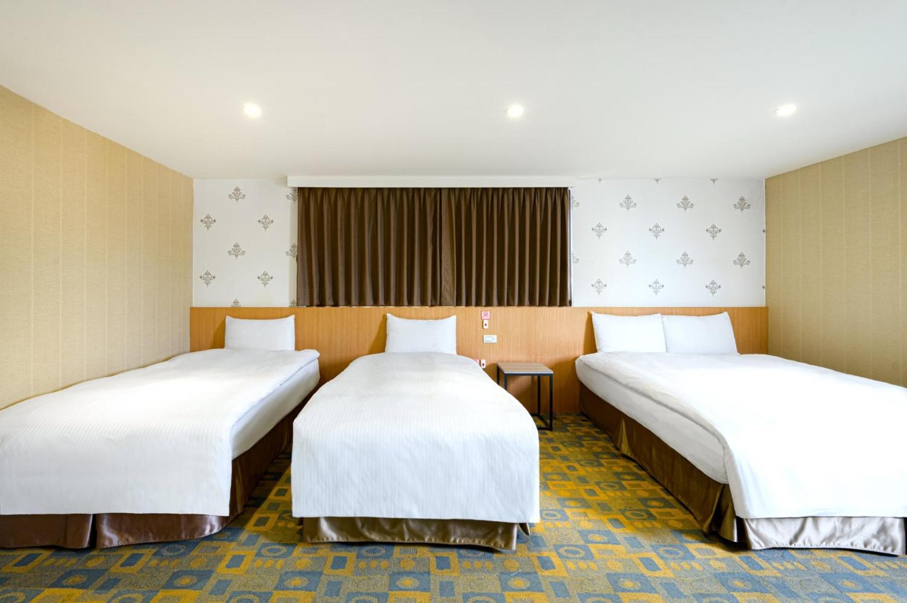 Sunny Hotel